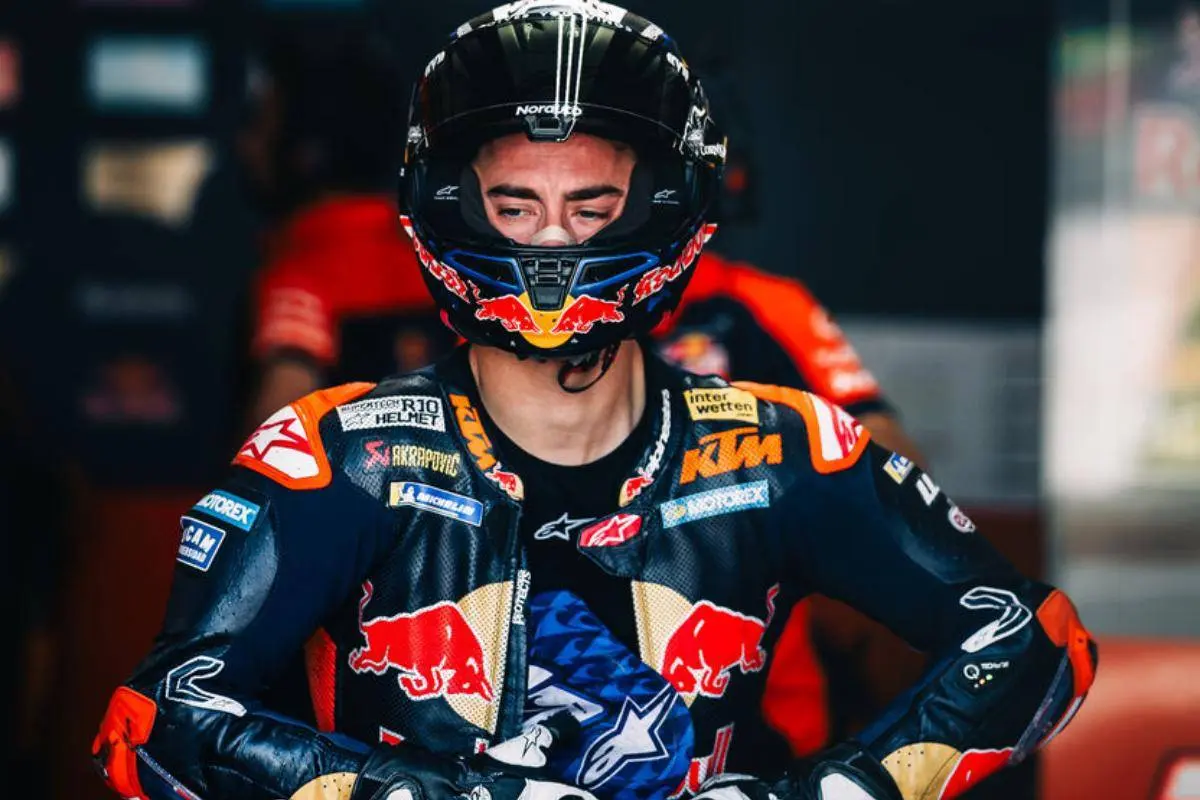 Pedro Acosta has been suffering for a year, will have to undergo surgery: the future Ducati rider's condition