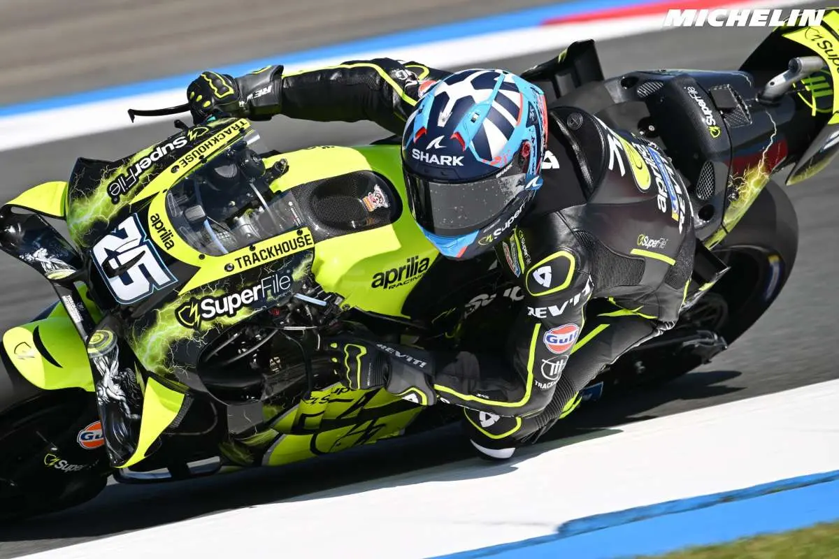 MotoGP Assen: Trackhouse dominates the Sprint, Bezzecchi-Martin in a fiery duel
