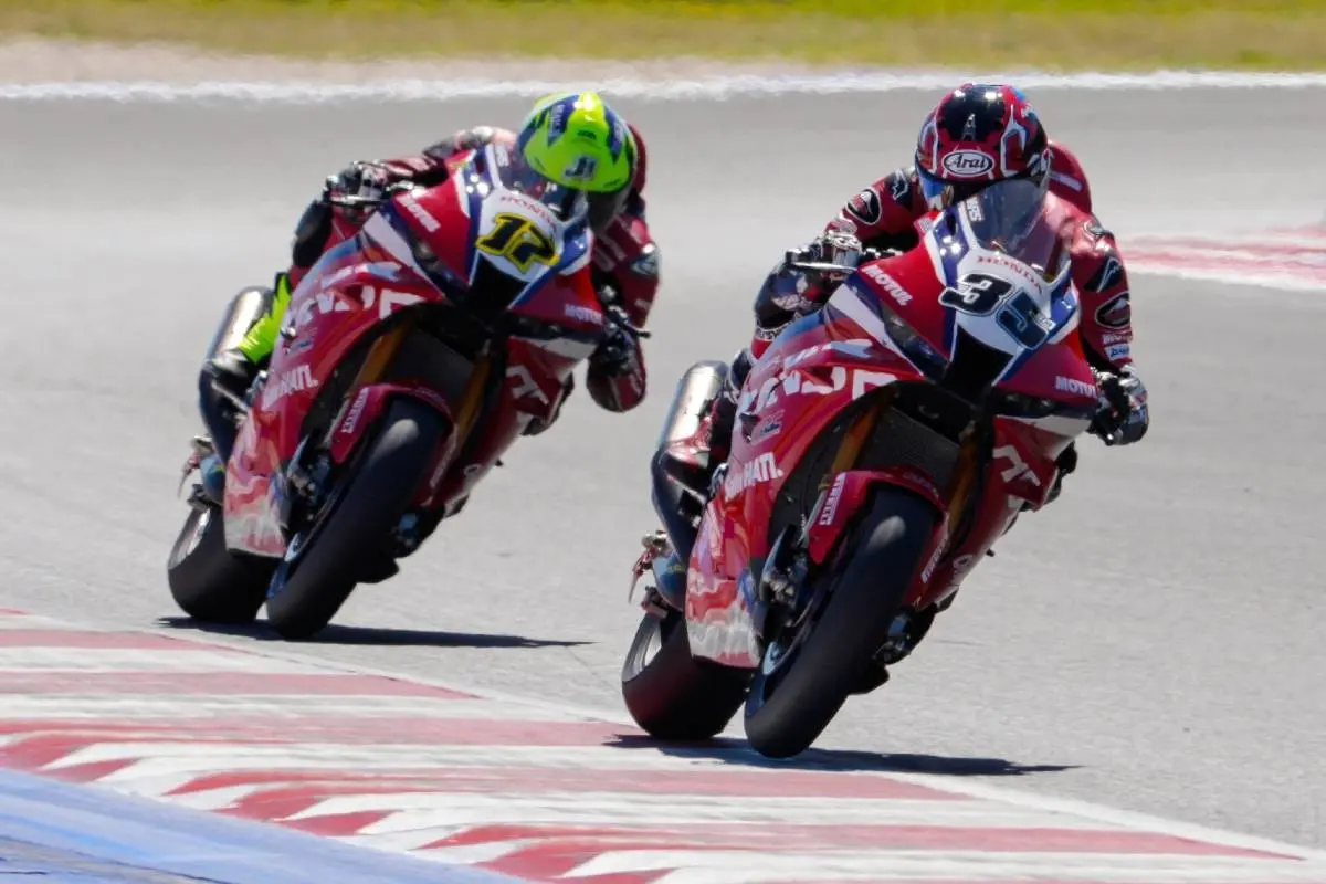 Cambia in corsa il regolamento Superbike: gli aiuti alla Honda non bastano