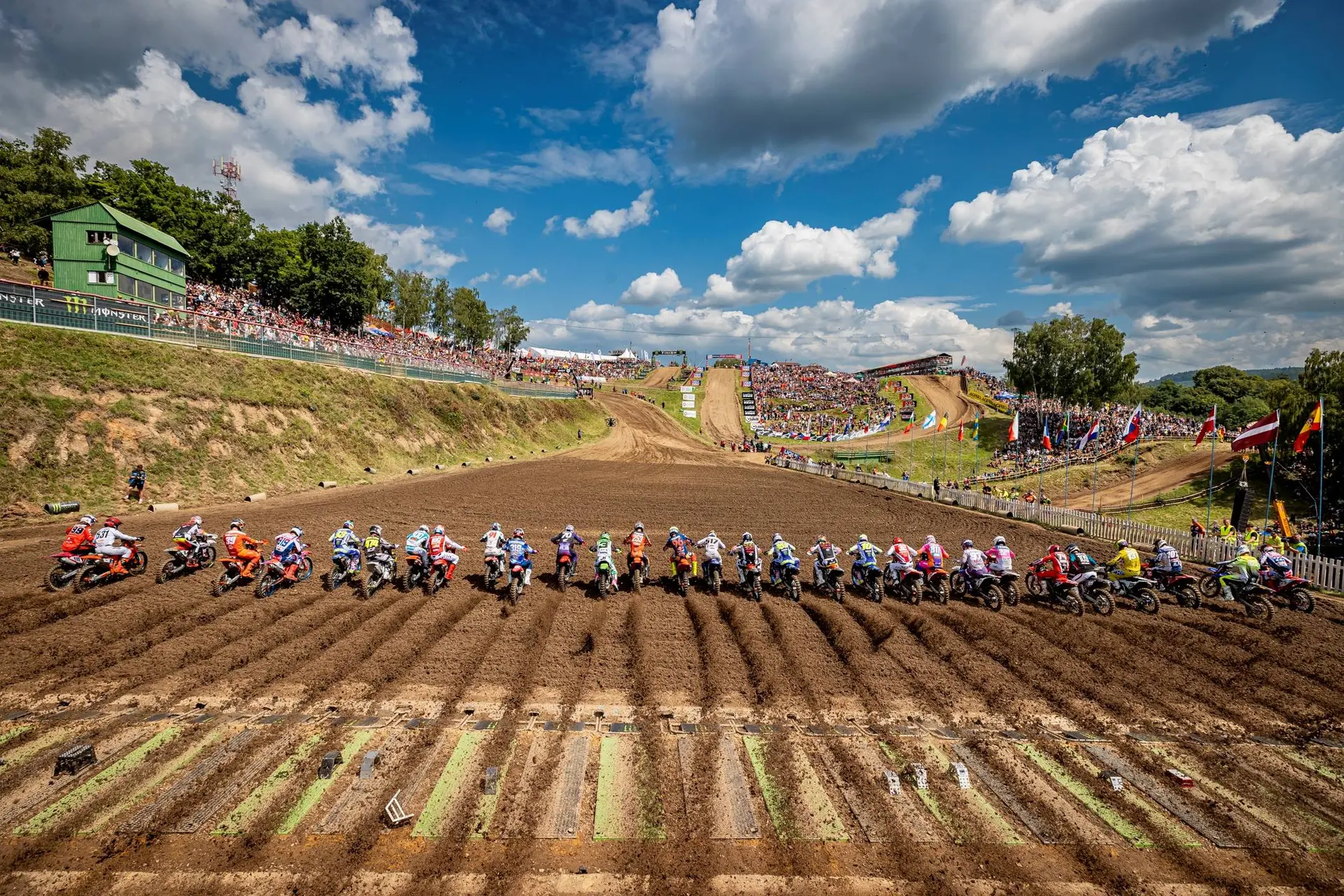 START-MOTOCROSS-GP-14-CZE-2025