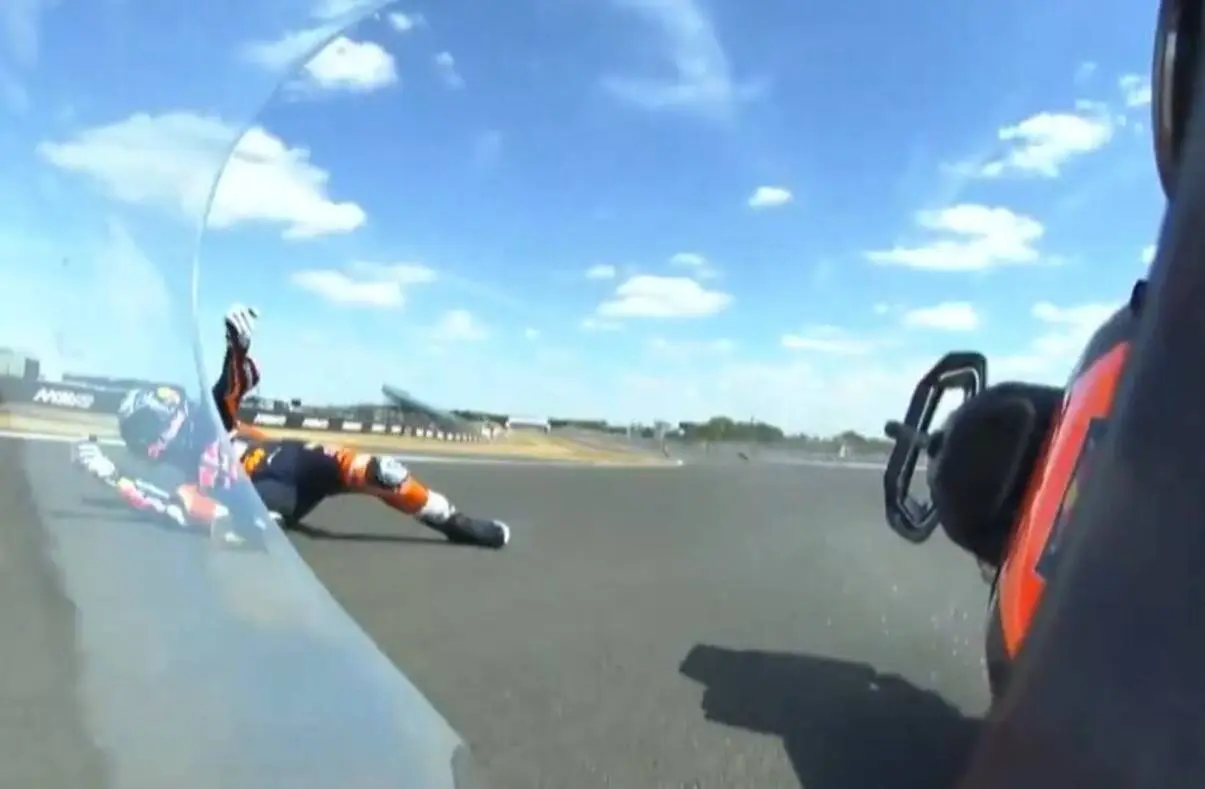 acosta-crash-ktm-motogp-fp1