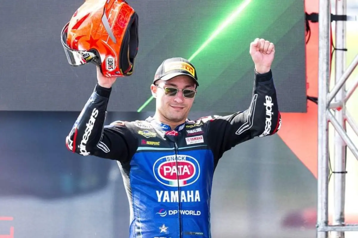 Can Oncu pilota Yamaha Supersport