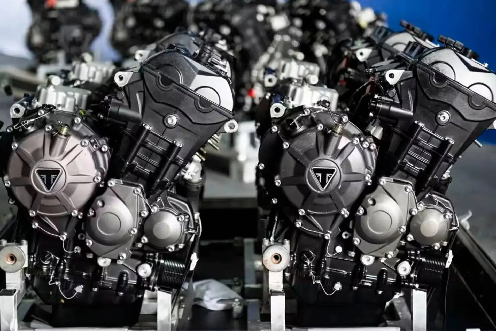 moto2-triumph-engine