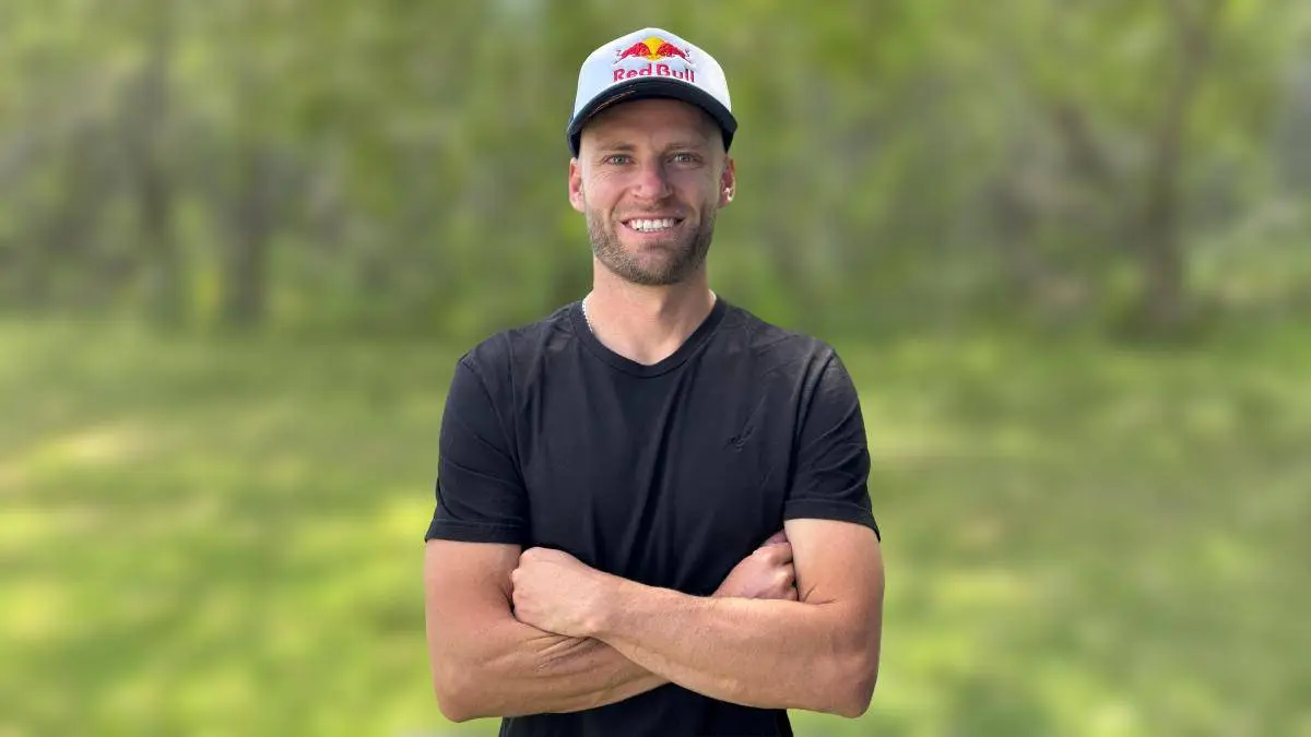 Brad Binder pilota BMW Superbike