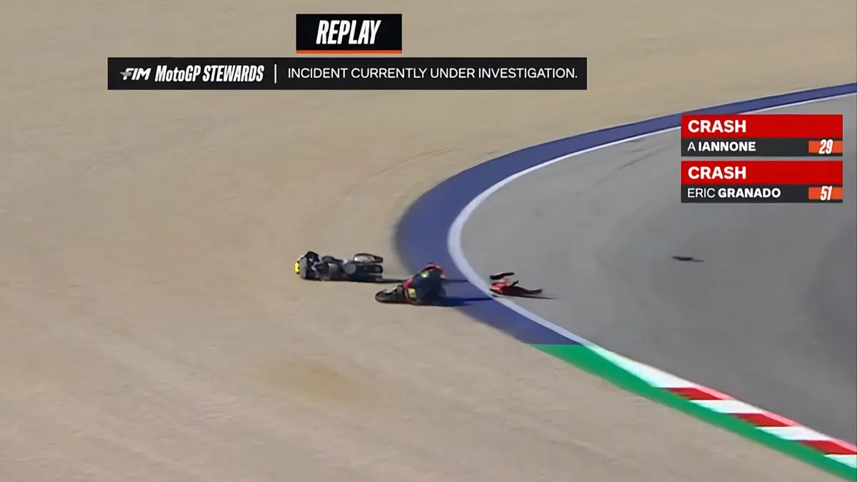 iannone-granado-crash-austria-bagger