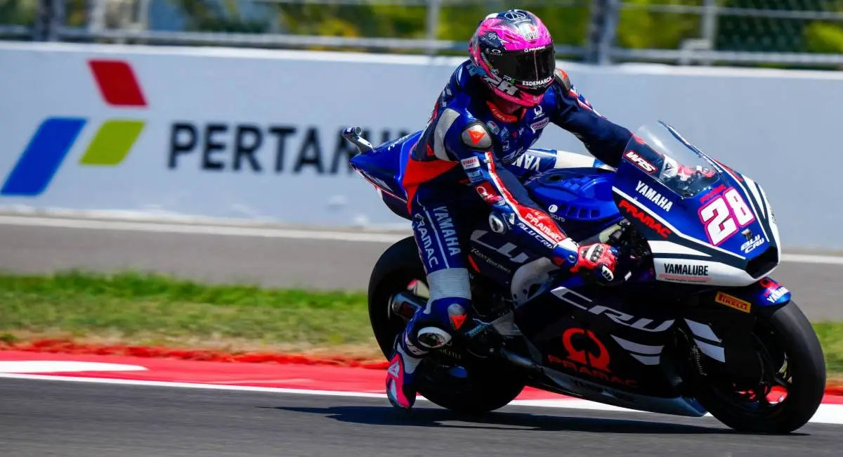 Moto2 Mandalika: Izan Guevara si prende la pole