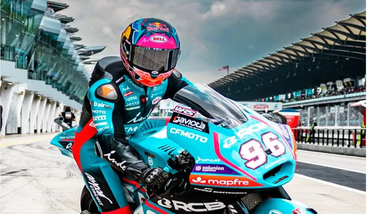 Moto2 Malesia: Holgado in pole