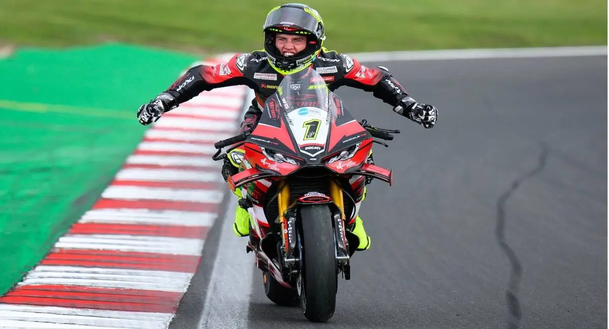 Superbike: Kyle Ryde è il Cannibale del British