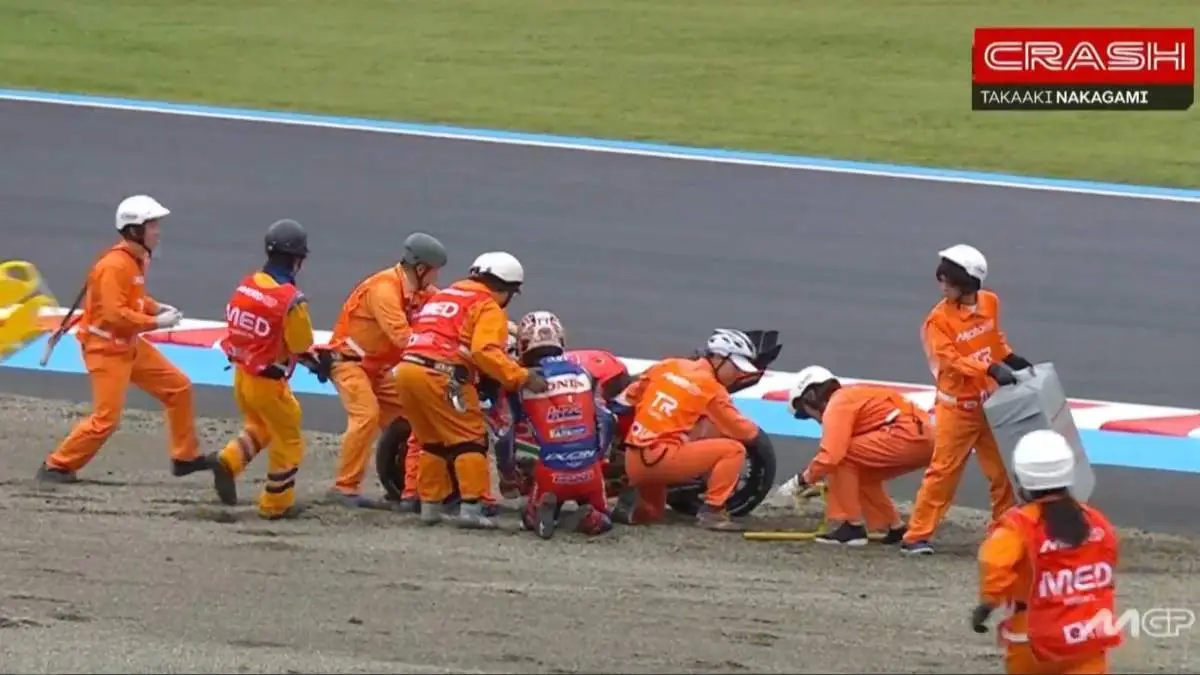 Caduta di Nakagami nelle FP1 MotoGP a Motegi