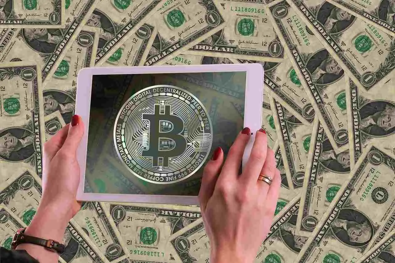 bitcoin 3798106 1279