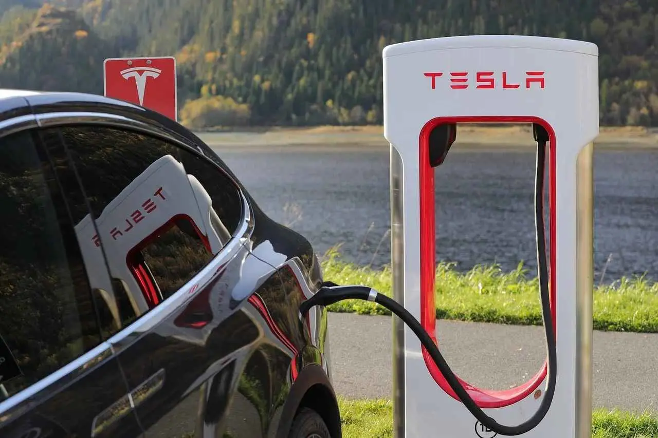 tesla blockchain