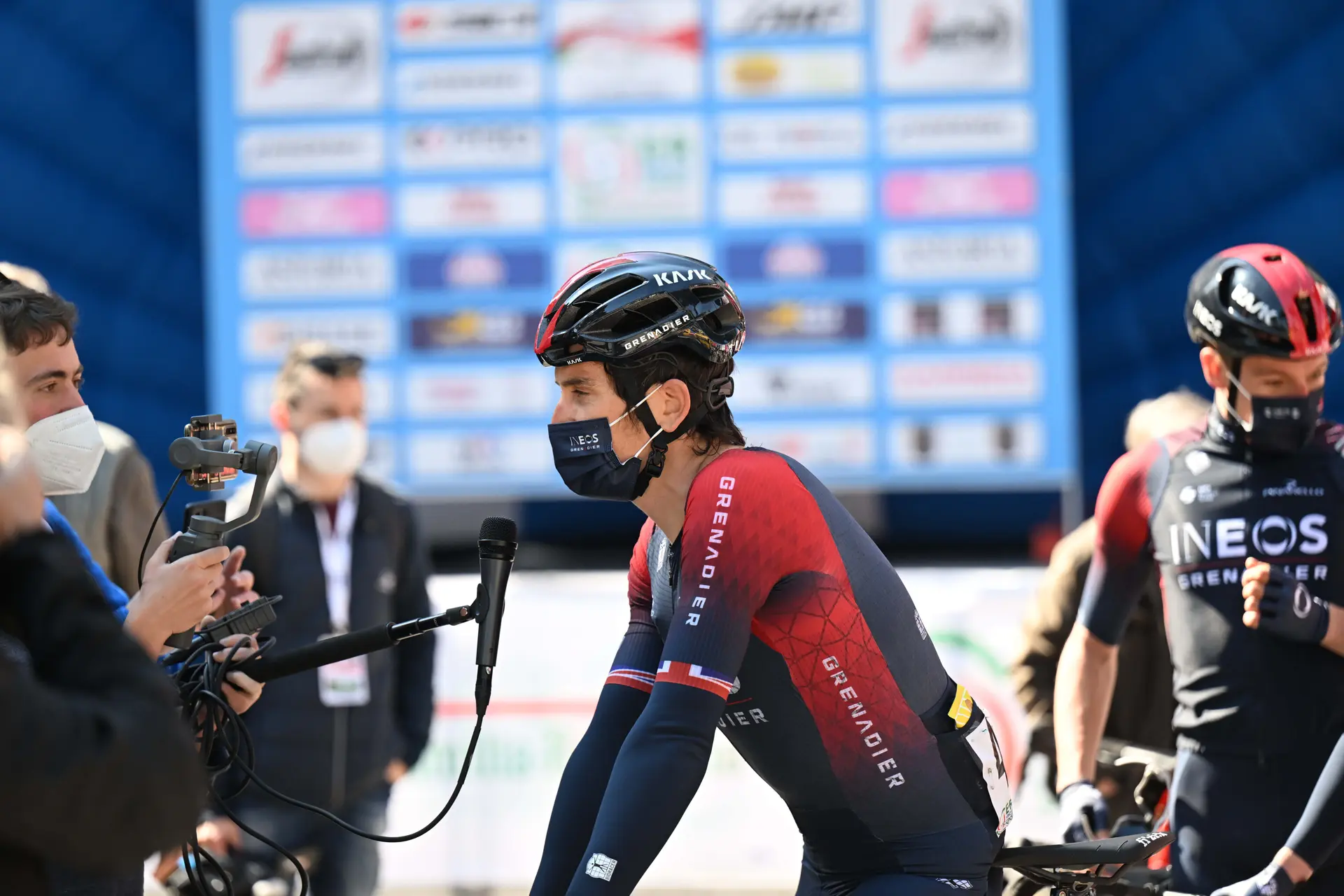 Geraint Thomas urges Bernal to only "come back at the right time"