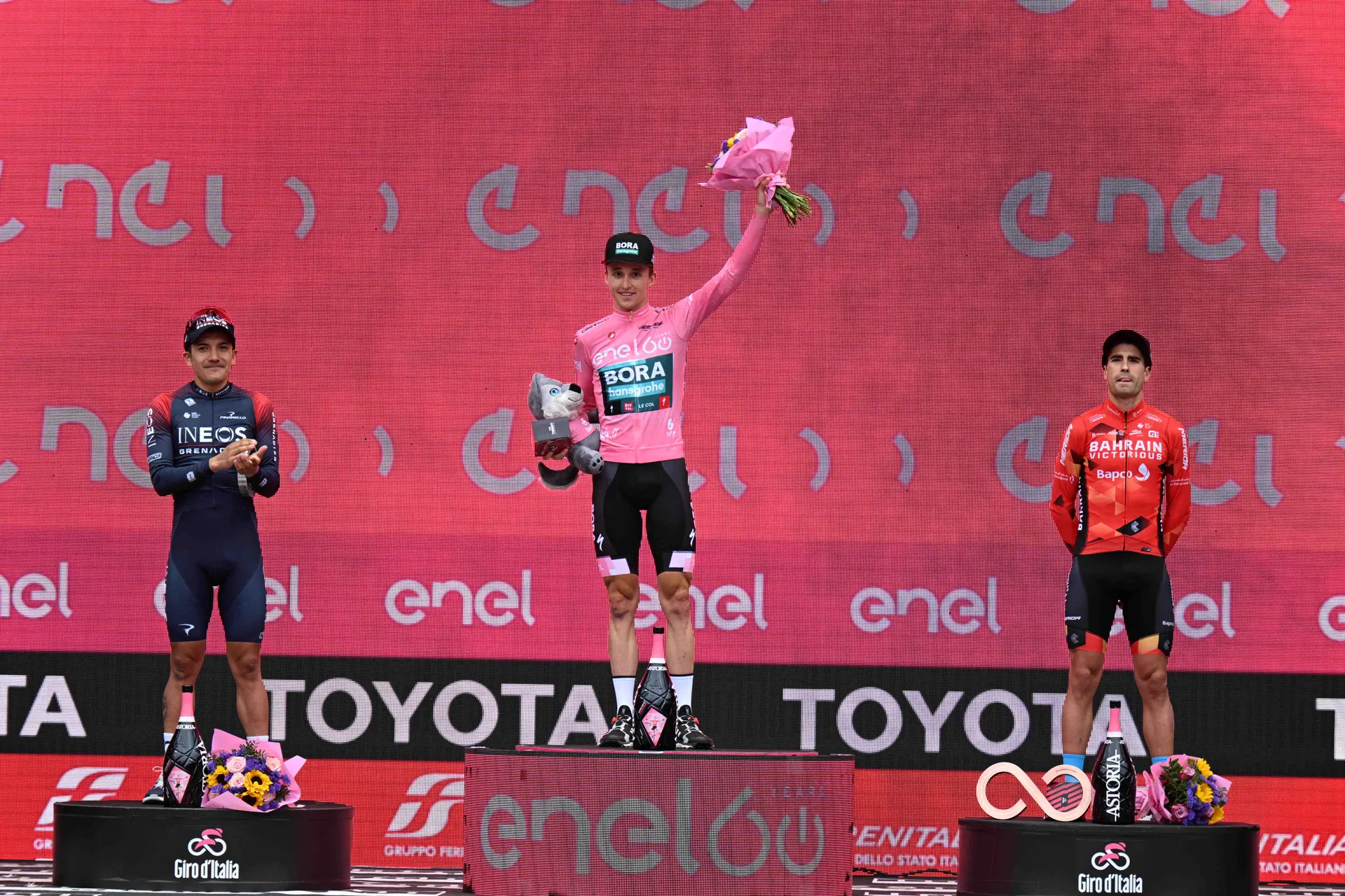 Jay Hindley describes "fantastic feeling" with maiden Giro d'Italia win