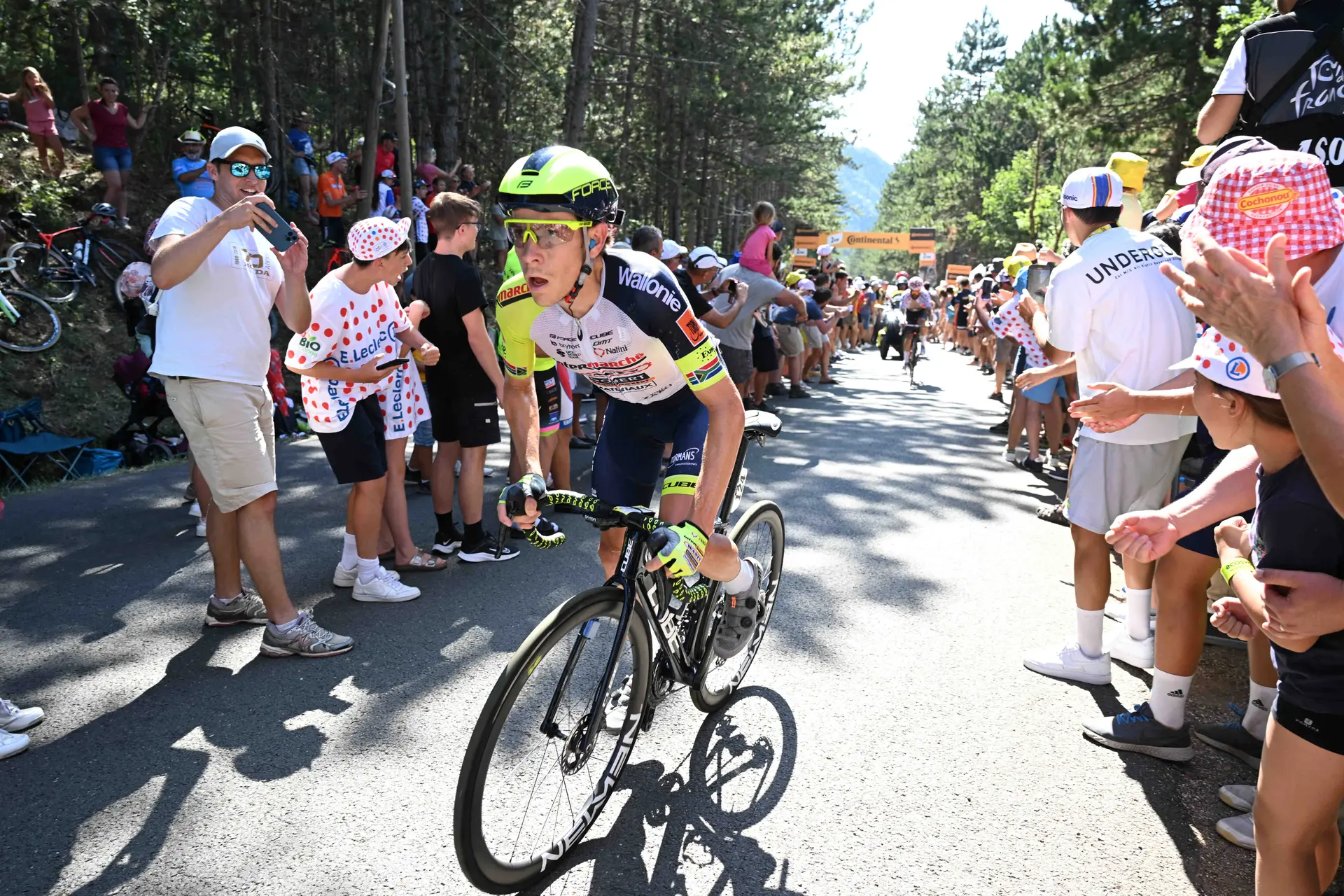 Remco Evenepoel takes huge gap on rivals as Louis Meintjes wins stage 9 of Vuelta a Espana
