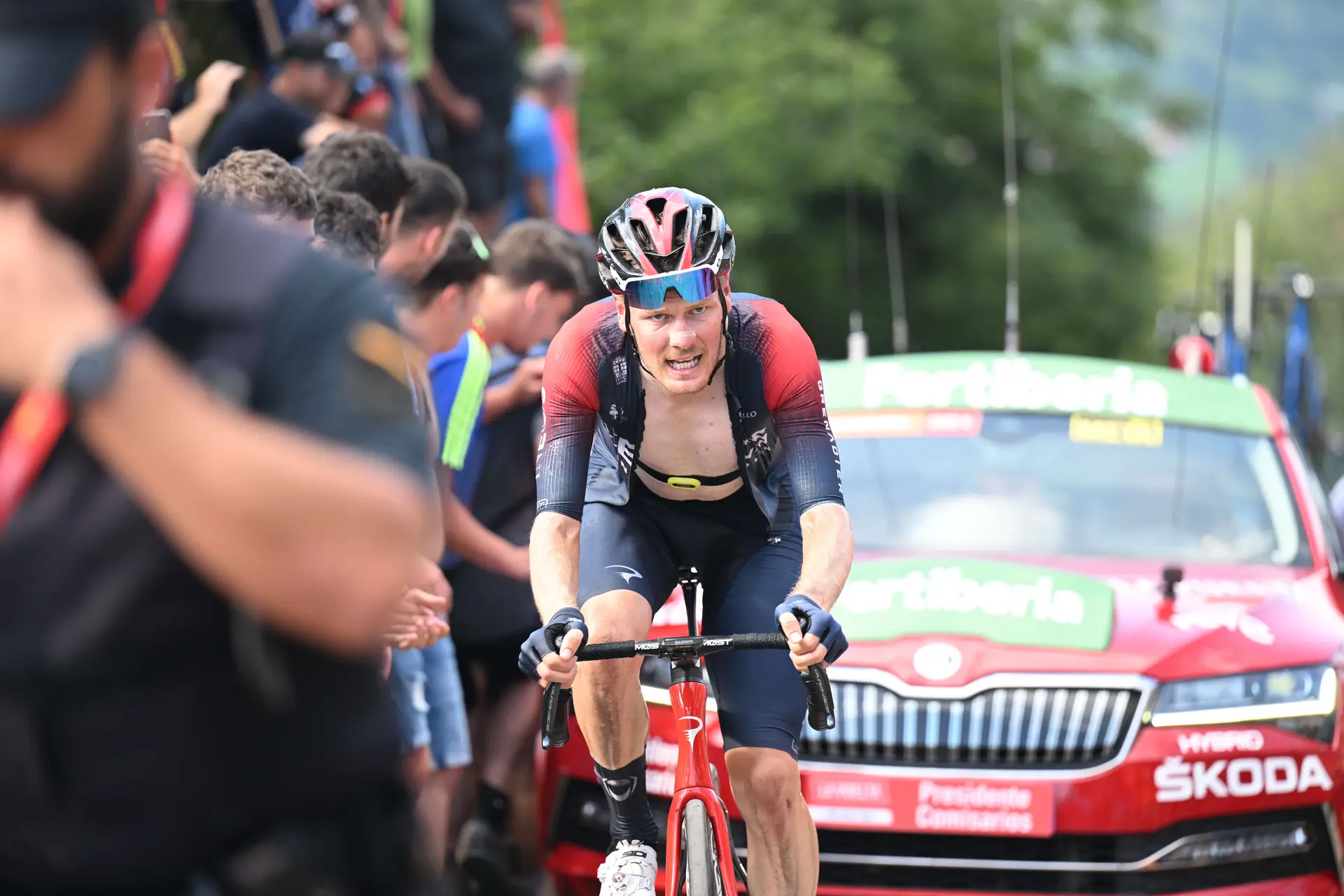"The team told me to use my instincts, so I did" - Dylan van Baarle wins on day 1 with Jumbo-Visma