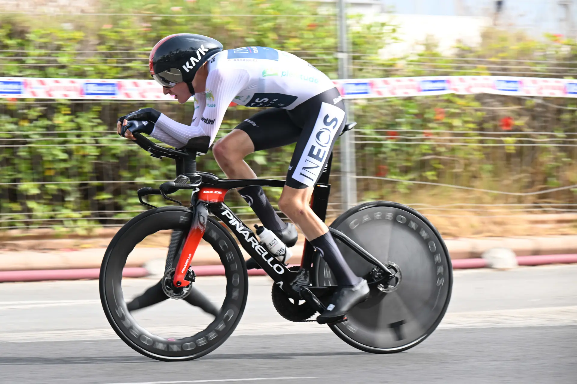 Strong time-trial "something to be proud of" for Carlos Rodríguez who remains fourth at Vuelta a Espana