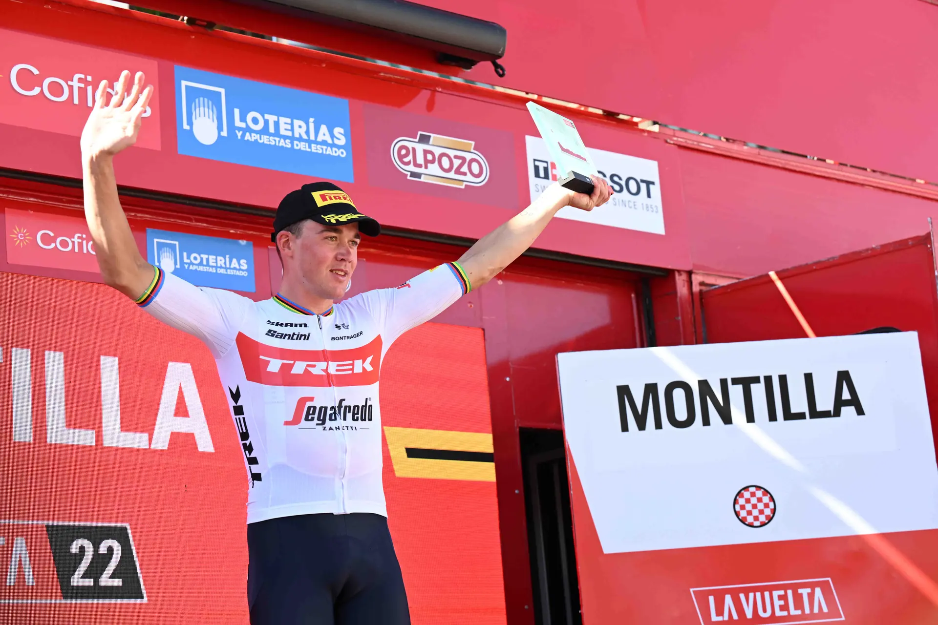 Mads Pedersen: "It would be nice to win a stage at Giro next year"
