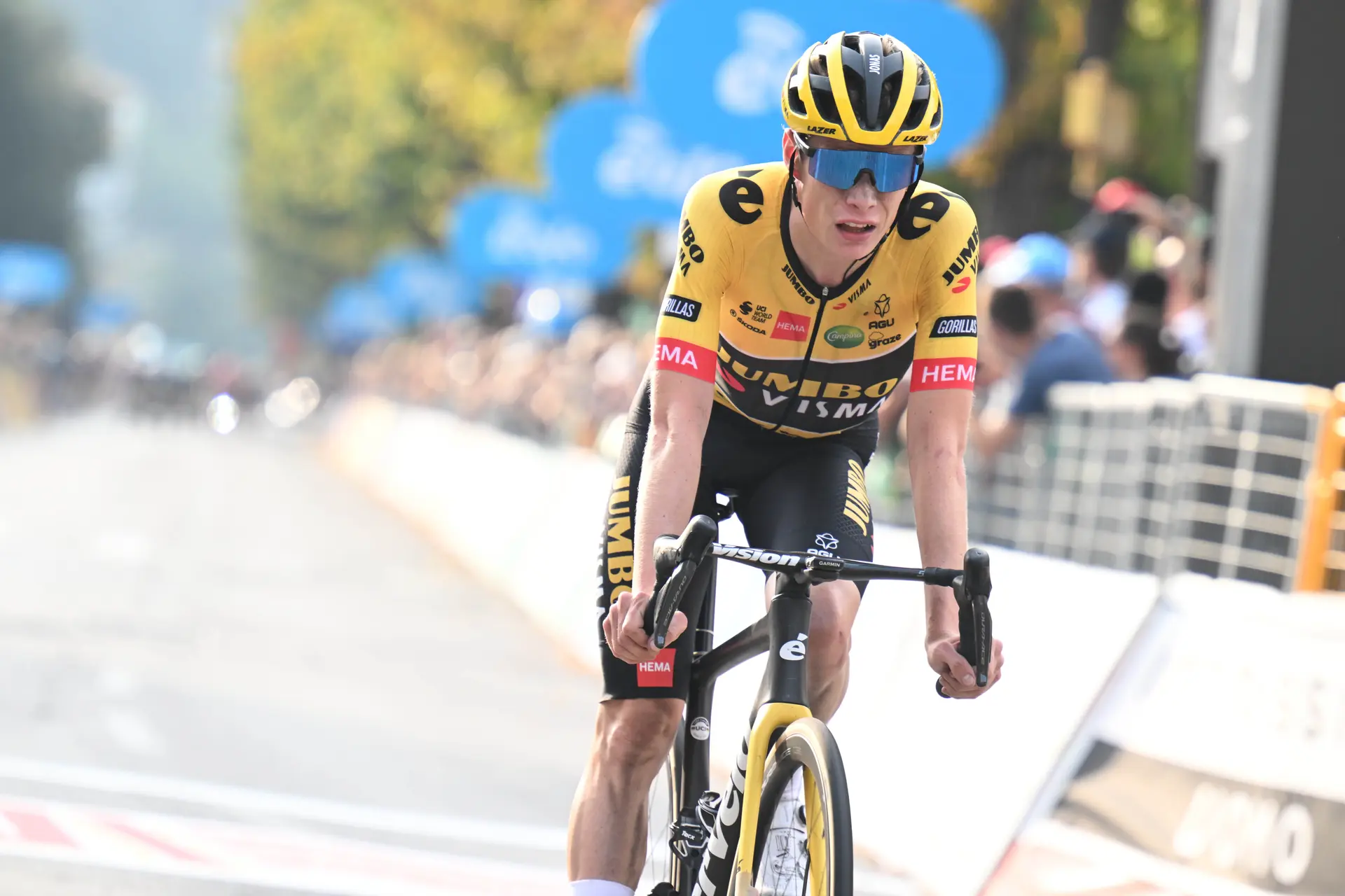 "All or nothing" - Tour de France champion Vingegaard runs through dramatic explosion at Il Lombardia
