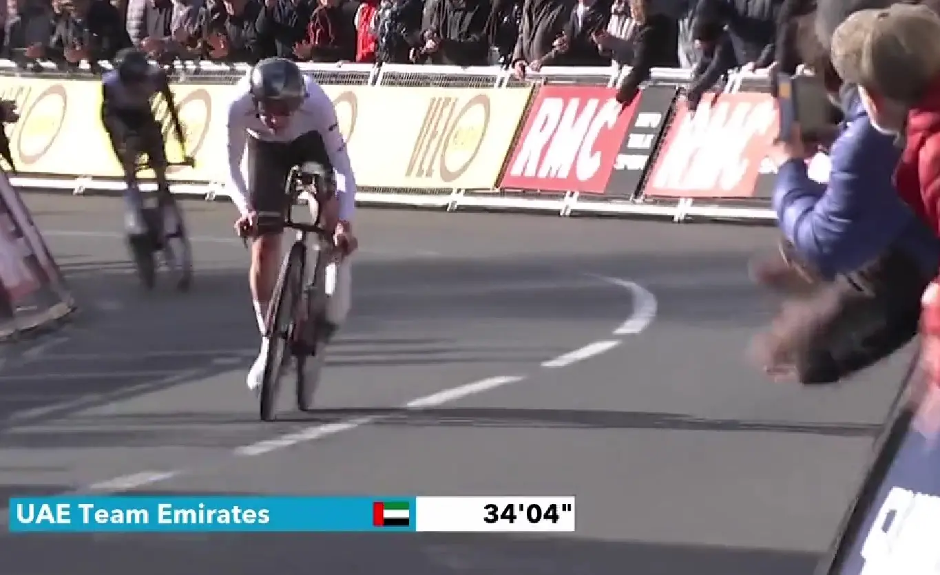 Video: Tadej Pogacar's solo sprint towards end of Paris-Nice team time-trial