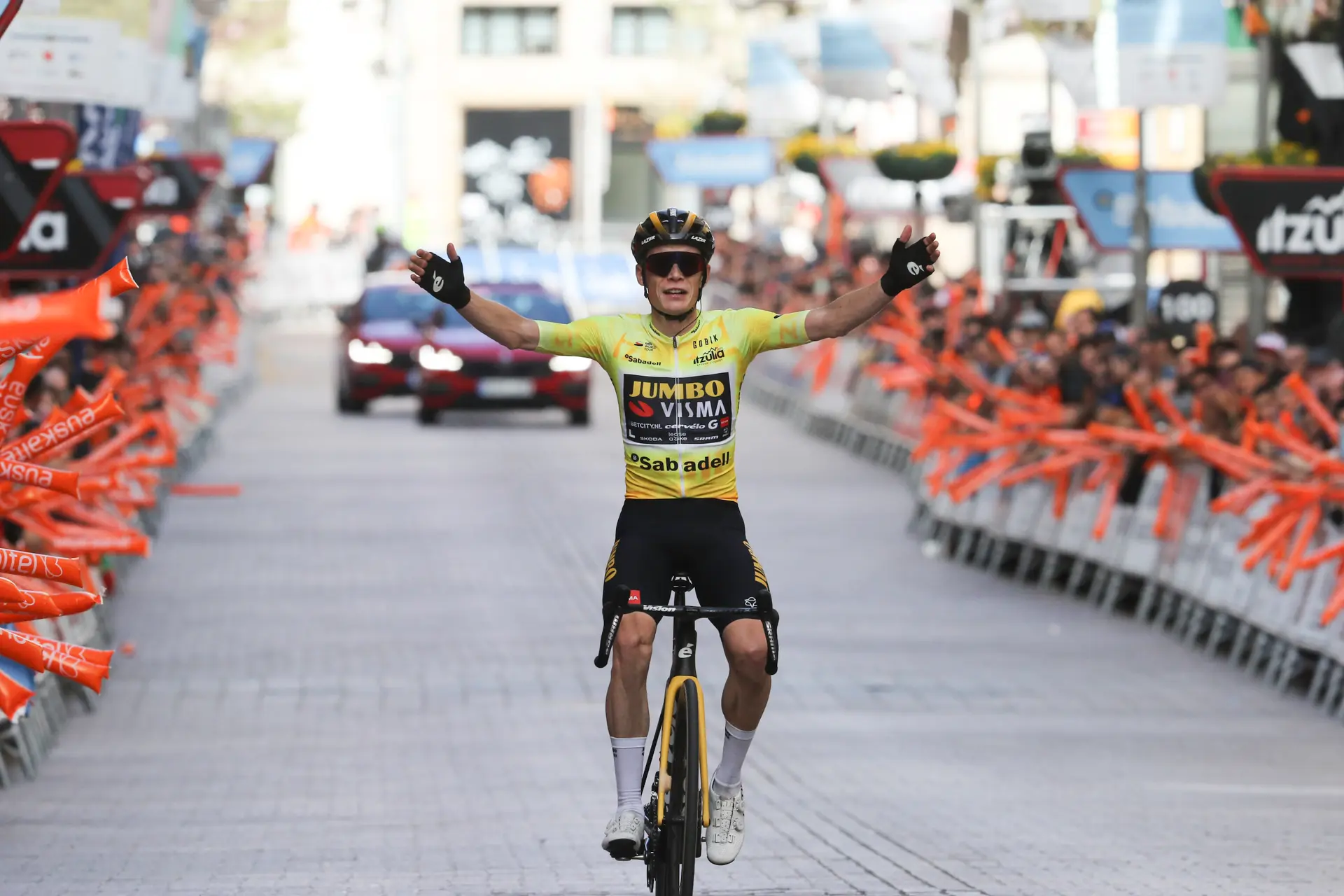 Jonas Vingegaard seals Itzulia Basque Country win as he takes epic solo win on the final day