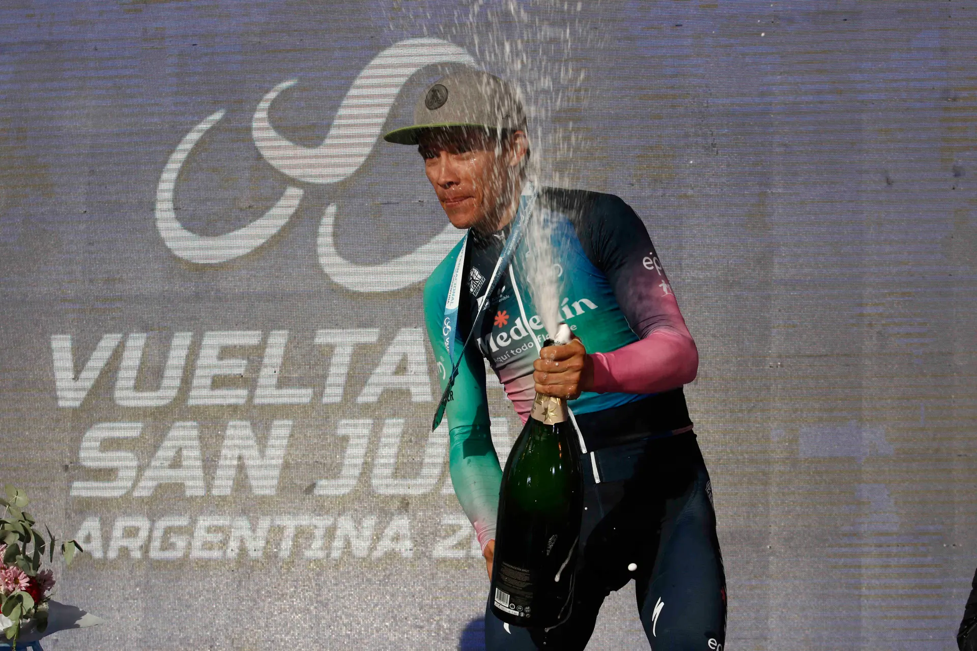A spectacular Miguel Angel Lopez wins the overall of the Tour de Catamarca