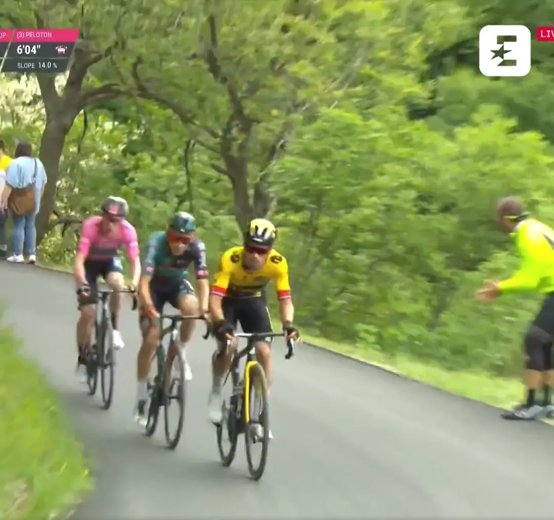 VIDEO: Primoz Roglic's brutal attack for which Remco Evenepoel had no response