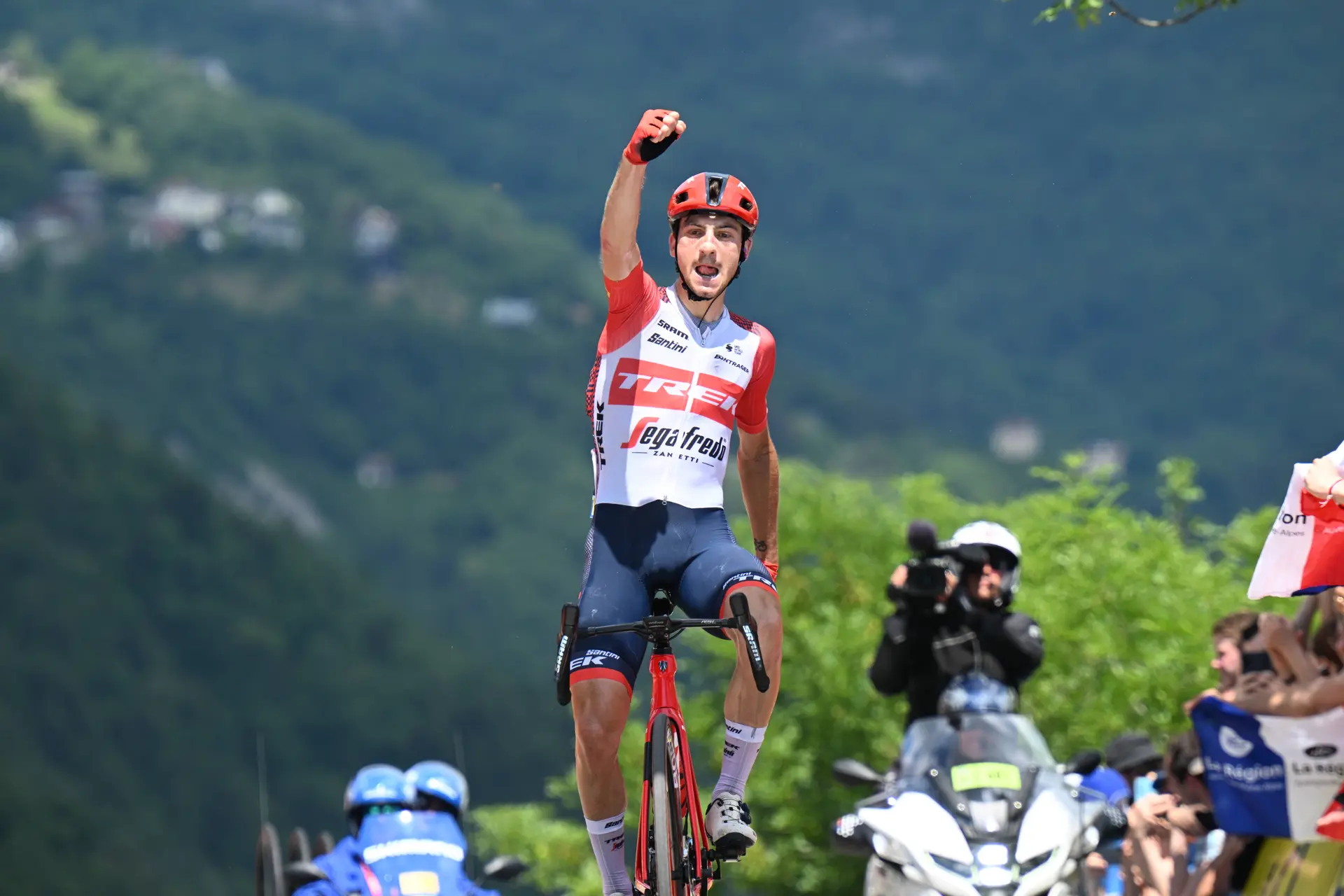 Giulio Ciccone holds off late Jonas Vingegaard charge to take final stage of the Critérium du Dauphiné as Jumbo-Visma leader secures overall race win