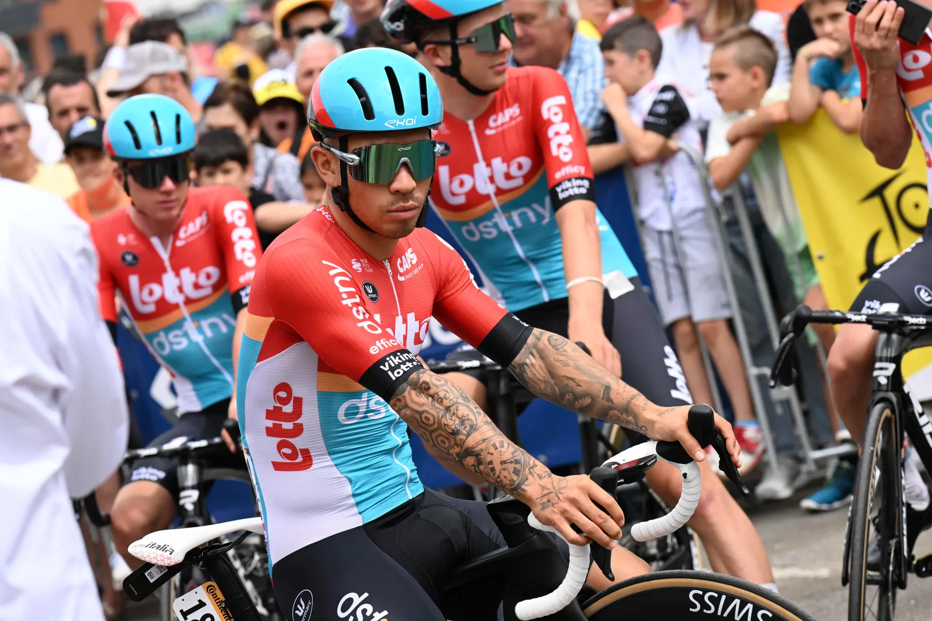 Jasper De Buyst disappointed to see his leader Caleb Ewan step out of Tour de France: "There is not much positive to say about it"
