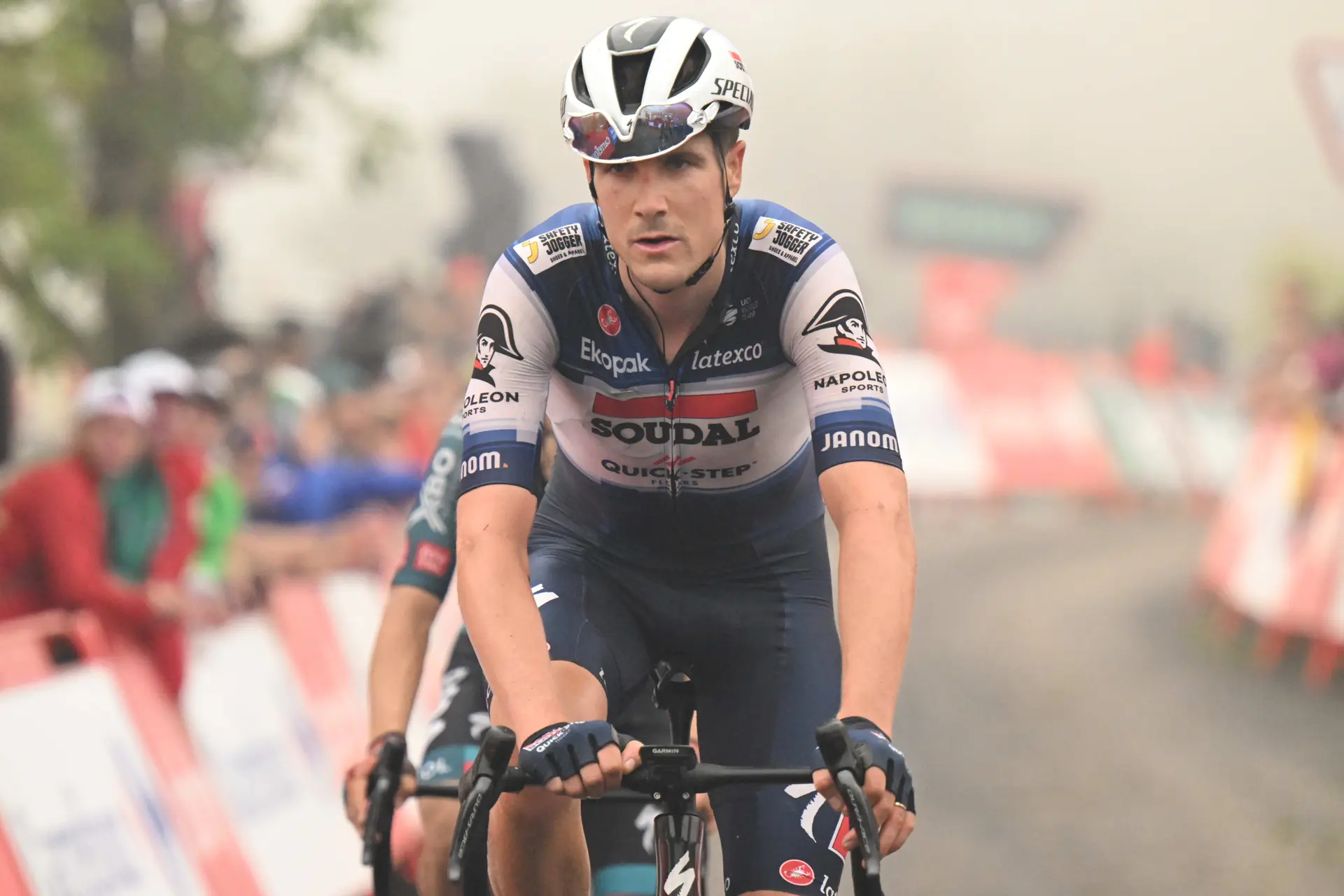 Medical Reports & Withdrawals Criterium du Dauphiné 2025 | Update stage 5 - Four abandons as Remco Evenepoel loses key mountain domestique