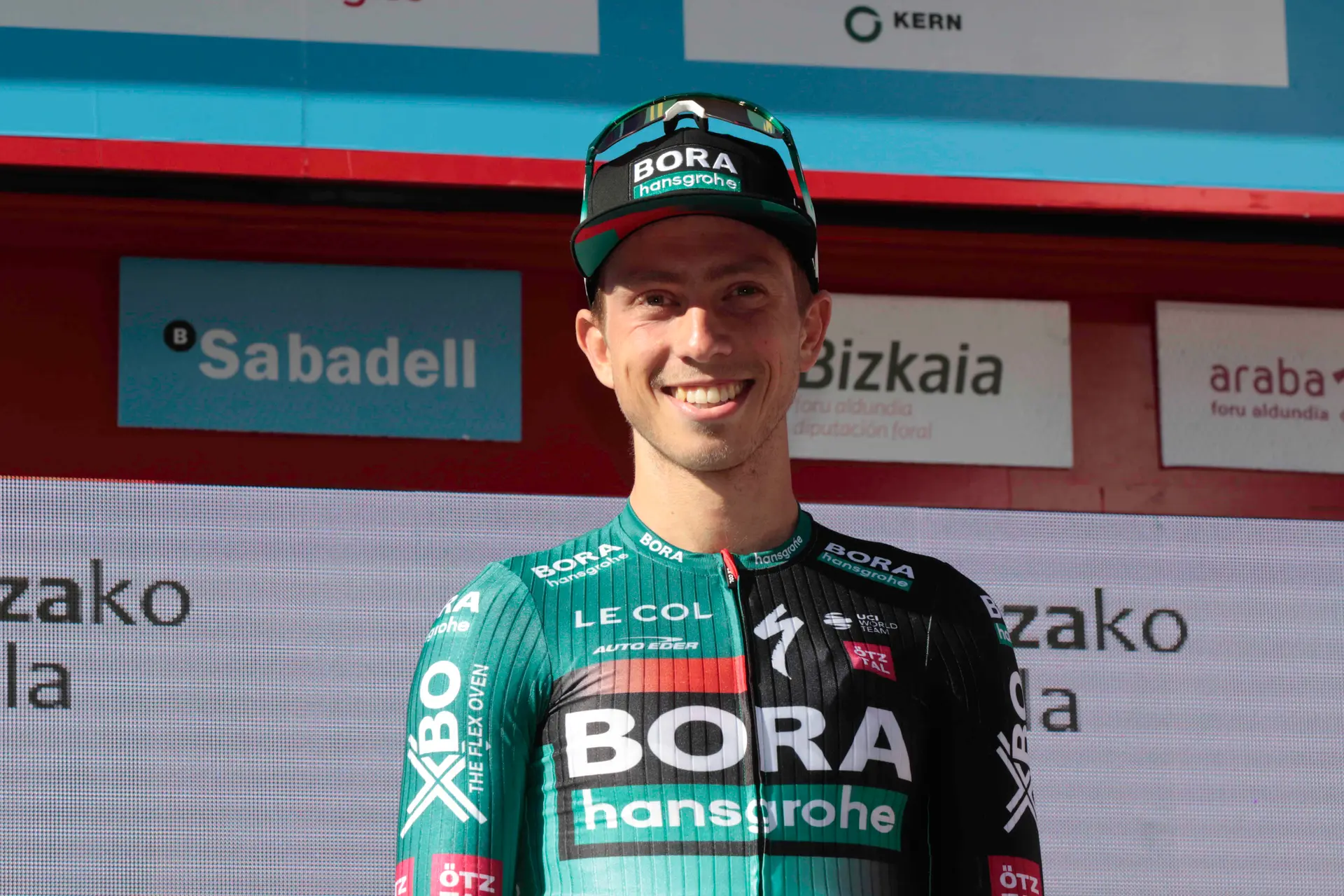 "Vou dar o meu melhor, mas nem sempre se pode controlar" - Ide Schelling espera ultrapassar as preocupações com as lesões na despedida da BORA-hansgrohe
