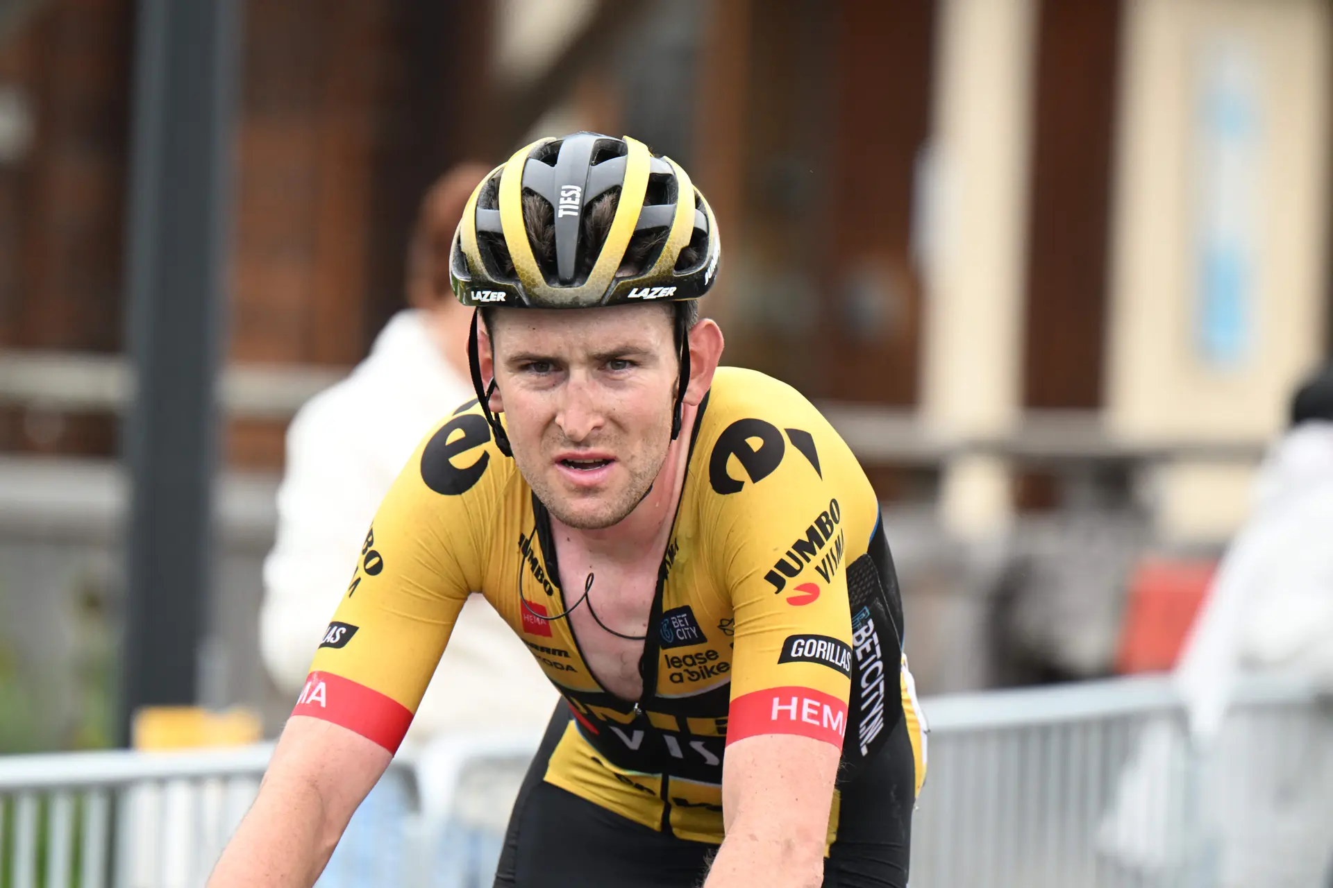 Tiesj Benoot responde às palavras duras de The Secret Pro: "Se criticar anonimamente, é um pouco cobarde"