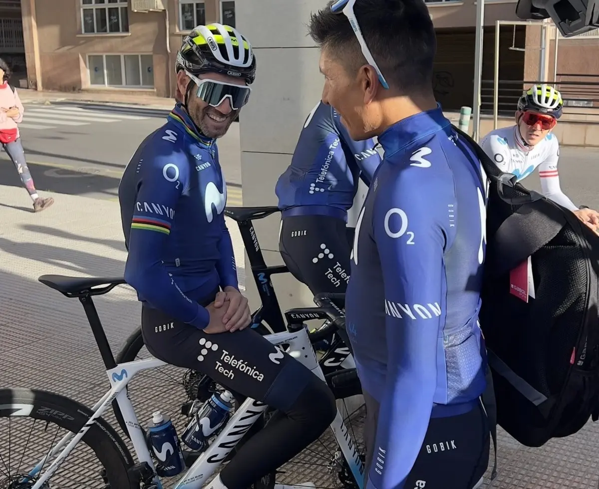 Nostalgia de 2015 - Nairo Quintana e Alejandro Valverde reencontram-se no campo de treinos da Movistar Team