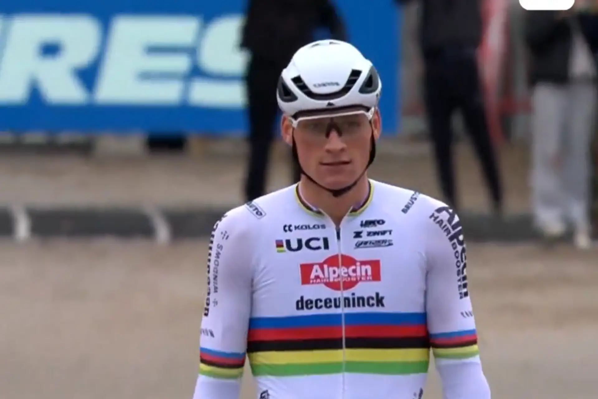 Mathieu van der Poel vence em Hoogerheide mas acusa cansaço: "Não sou o único sem pernas frescas"