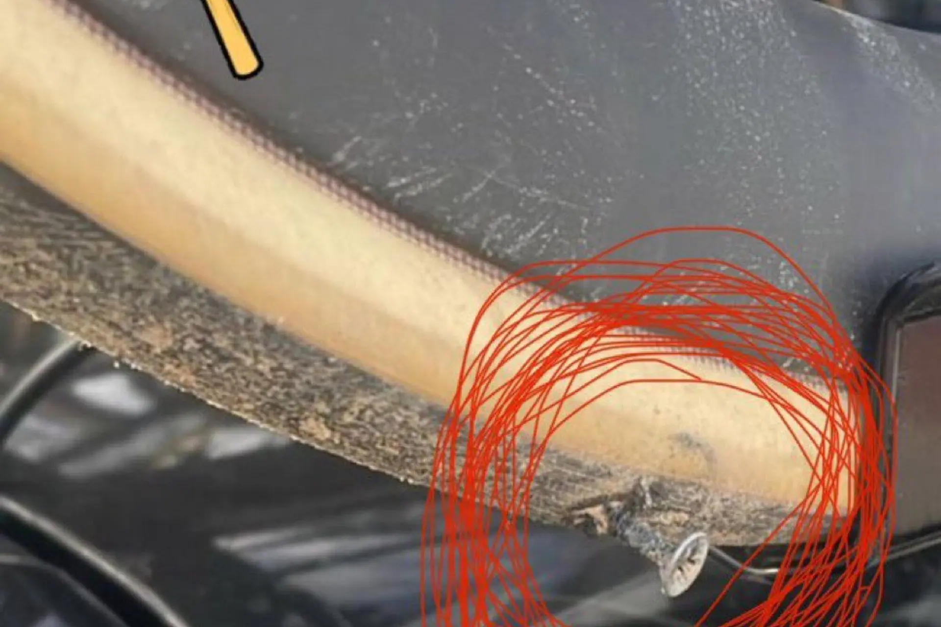 PHOTO: Wout van Aert shows off screw that caused race-ending puncture at Clásica Jaén Paraiso Interior