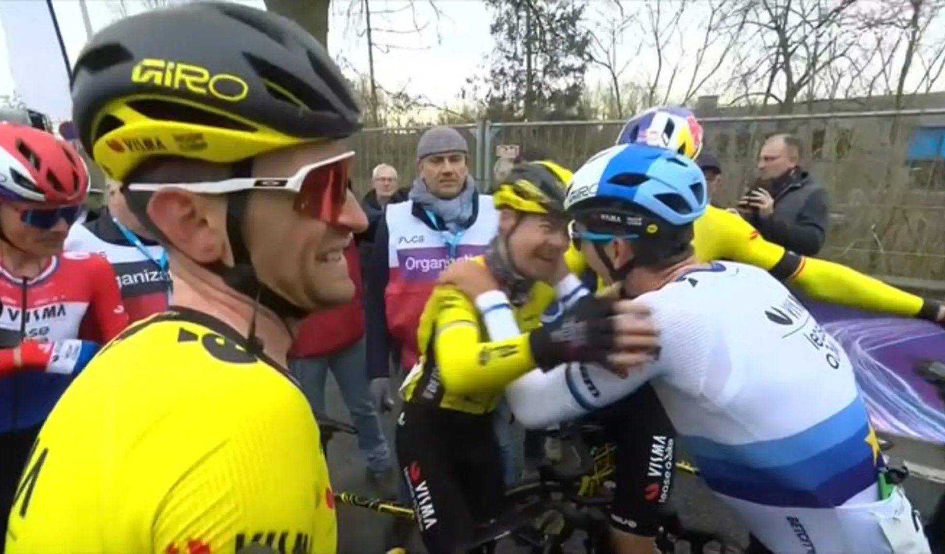 Richard Plugge vai recompensar Jan Tratnik depois da vitória na Omloop Het Nieuwsblad: "Ontem foi o aniversário dele, por isso pode comer muitas panquecas"