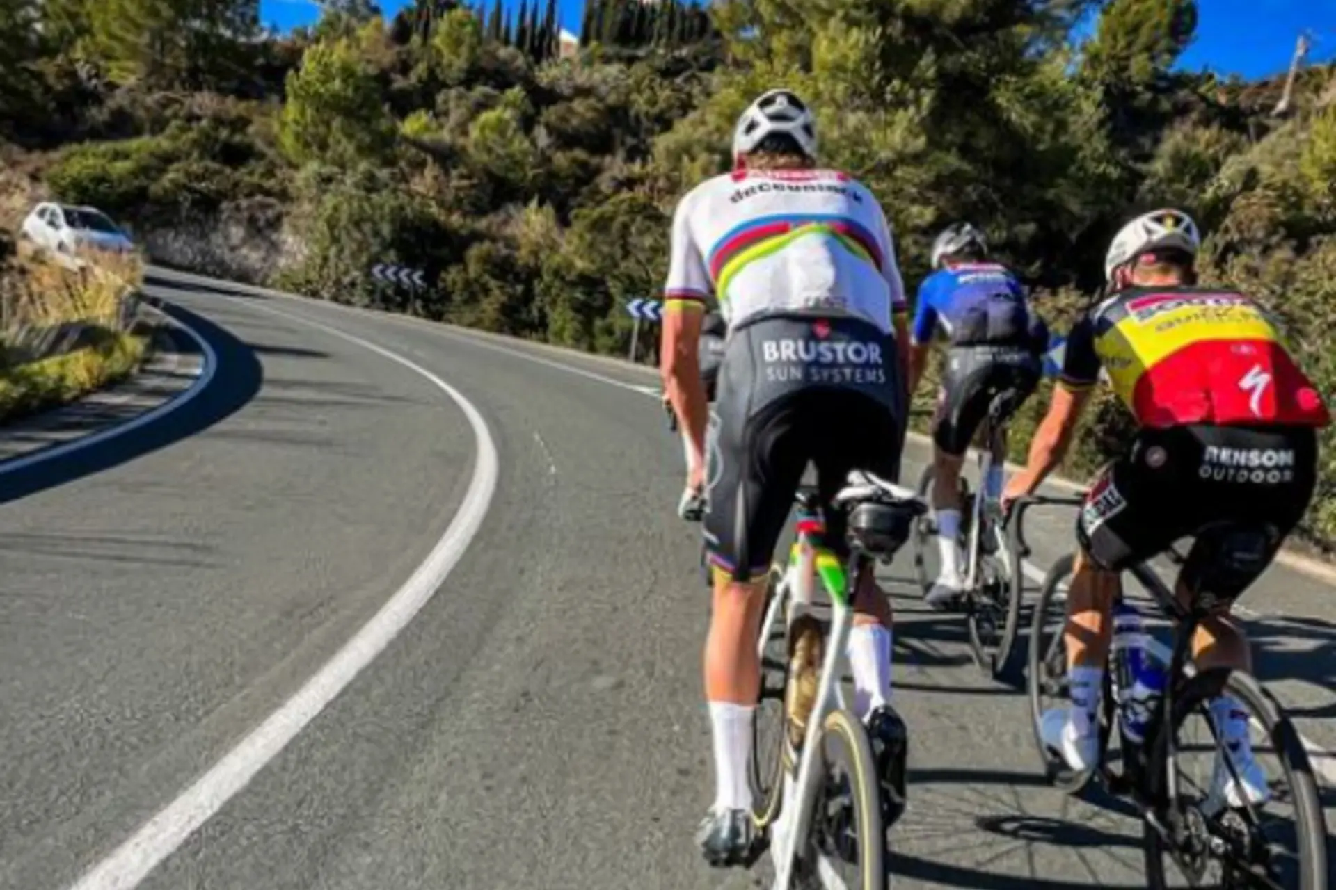 Remco Evenepoel e Mathieu van der Poel voltam a juntar-se para um treino de quase 100 km em Espanha