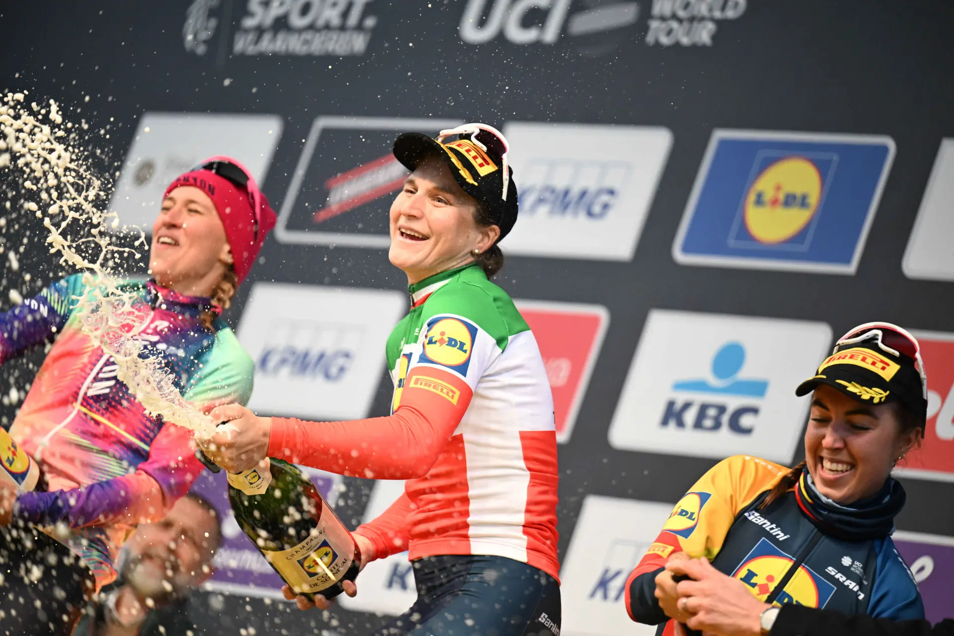 ANTEVISÃO | Volta a Espanha Feminina 2024 - Demi Vollering e Elisa Longo Borghini encabeçam a luta pela geral