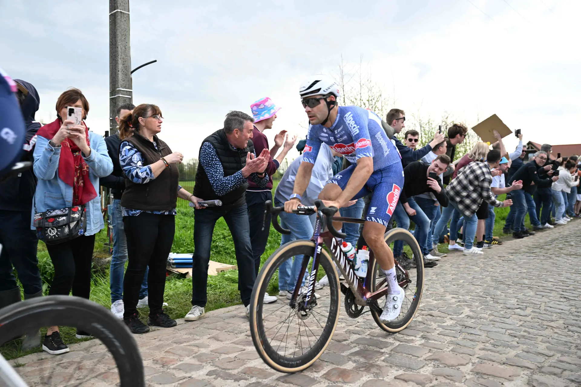 Gianni Vermeersch faz 3º lugar na Romandia: "O Julian Alaphilippe atacou...só regressei ao pelotão a 2 km do fim ".