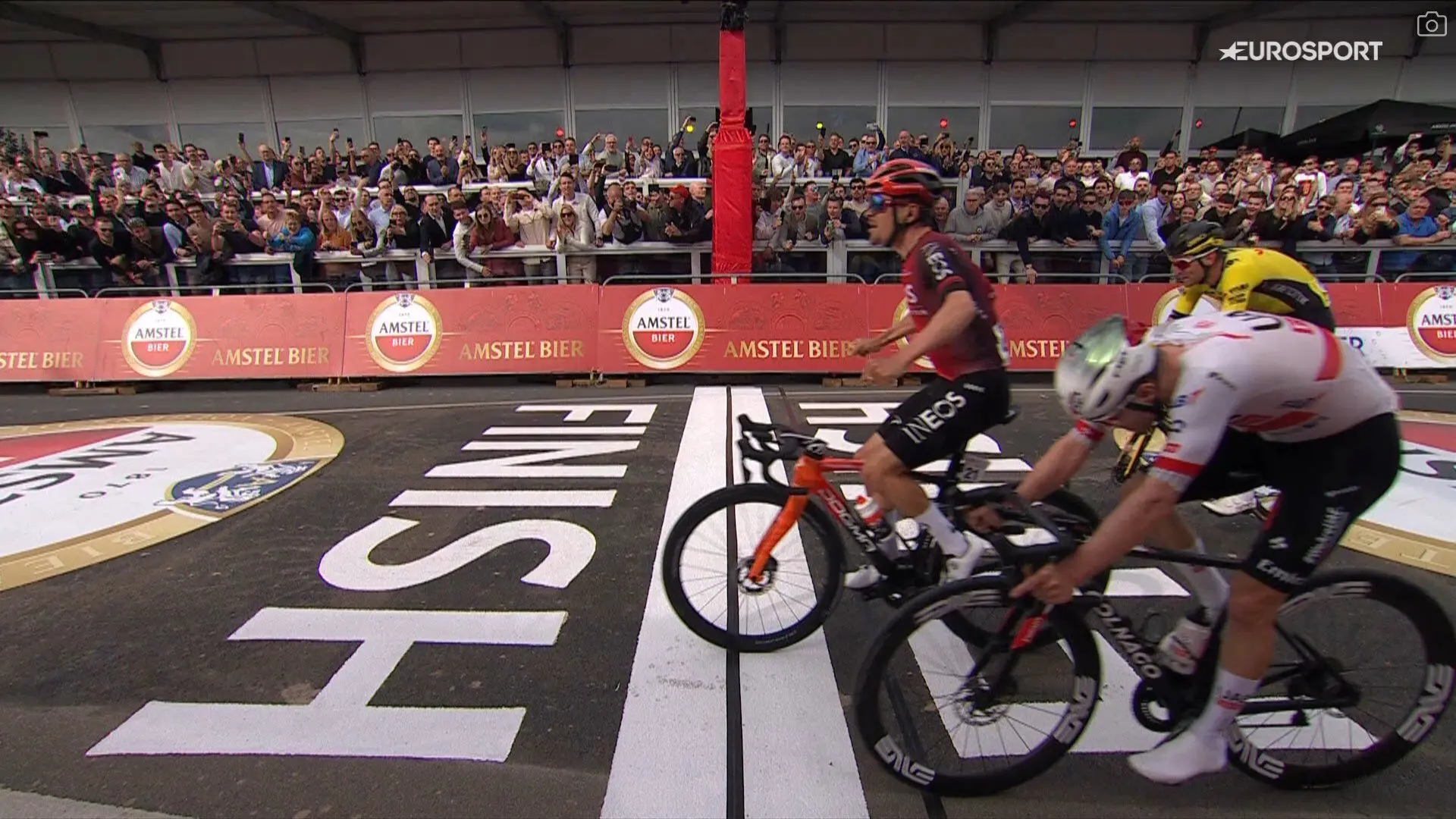 VIDEO: Tom Pidcock finally gets official Amstel Gold Race win in dramatic sprint for the line