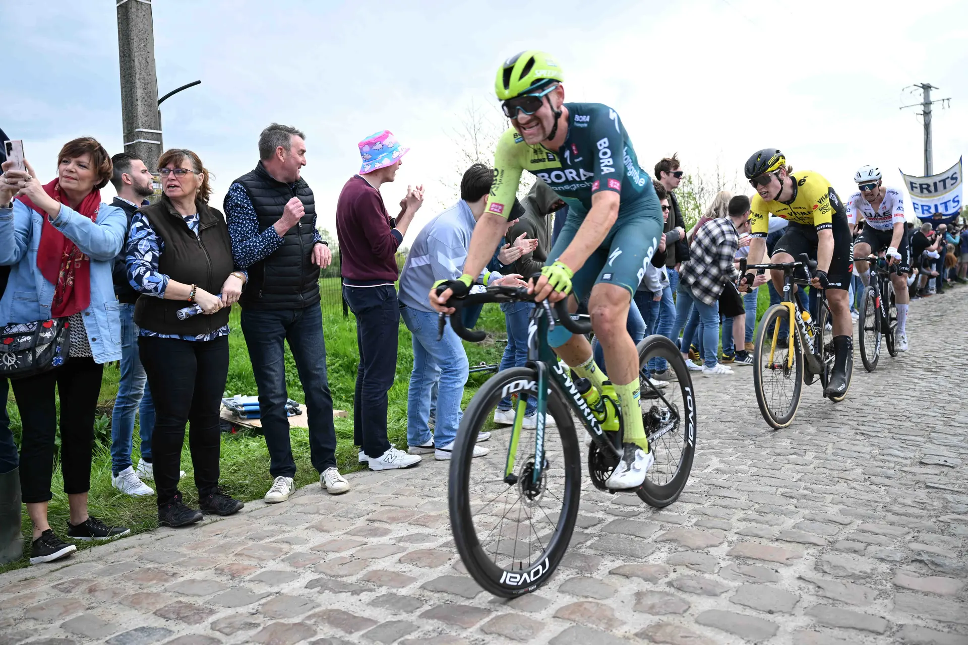 Jordi Meeus conquista a primeira vitória desde os Campos Elíseos na 3ª etapa da Volta à Noruega; Wout van Aert é 4º no regresso aos sprints