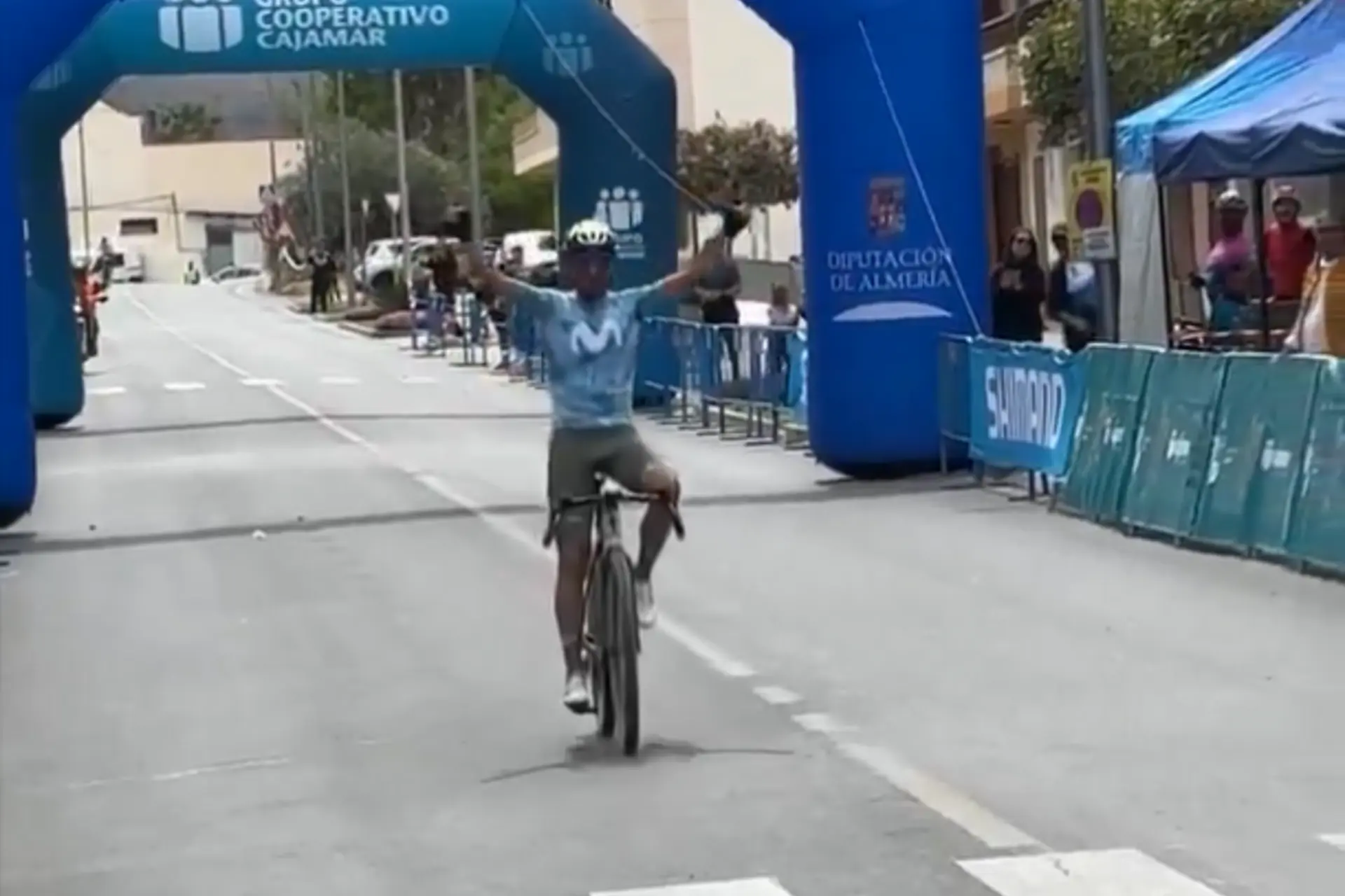 Quem sabe nunca esquece: Alejandro Valverde vence La Indomable 2024 com Tiago Ferreira no pódio