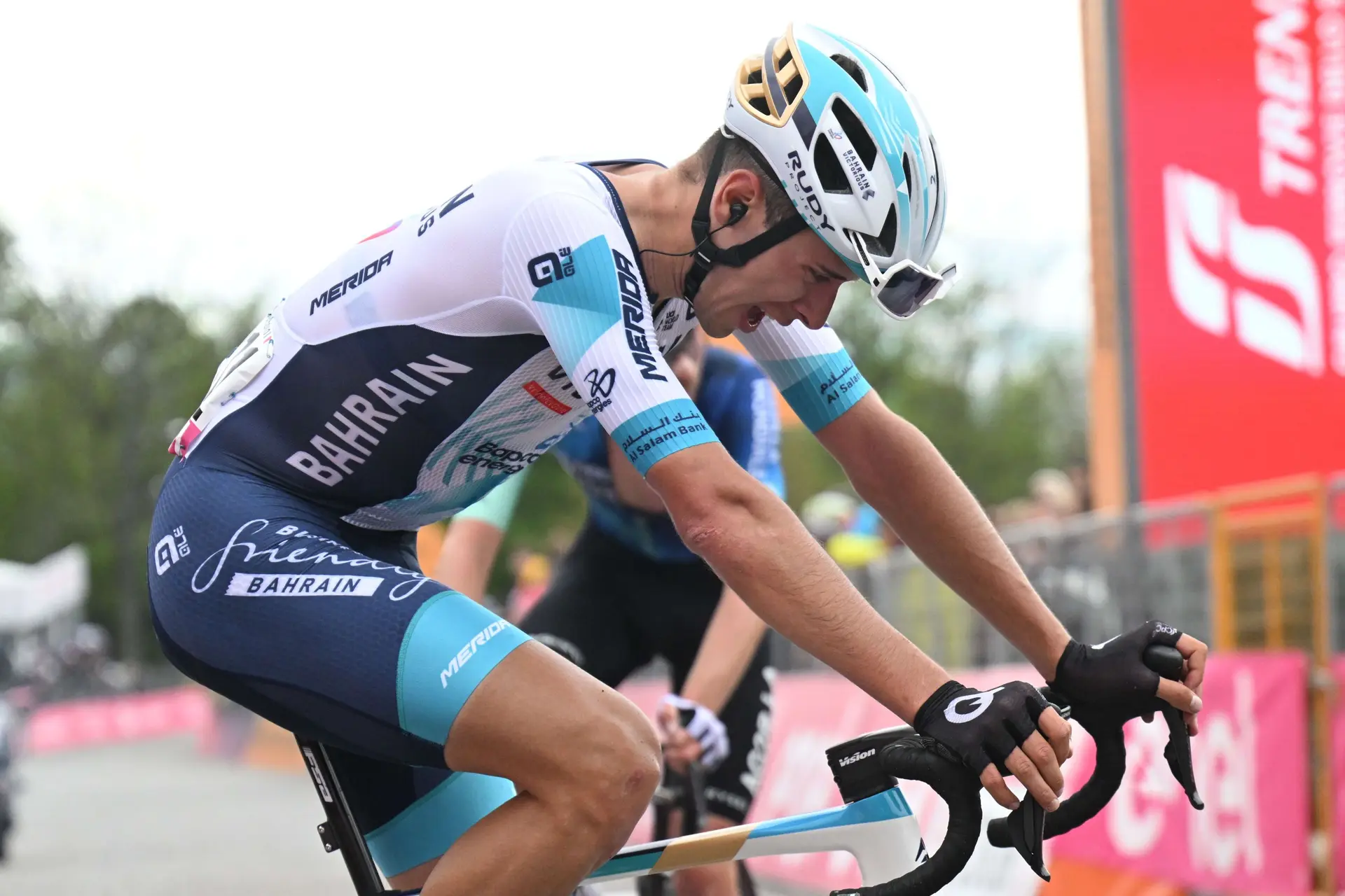 Antonio Tiberi animou a subida final tentando a sua sorte na 8ª etapa do Giro: "Quando vi que ninguém queria atacar, quis tentar fugir"