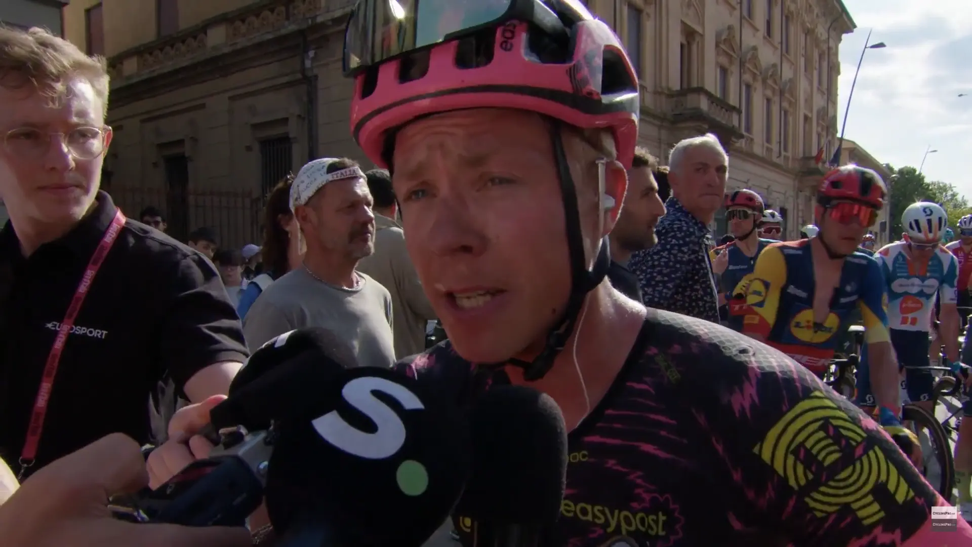 "I'm just grateful I can still be a cyclist" - After nightmare period Michael Valgren back to his best at Giro d'Italia despite narrowly missing stage win