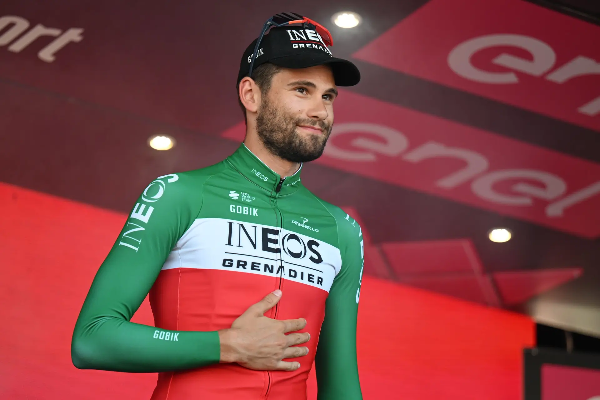 Filippo Ganna revela que "já não participará nas corridas e nos Campeonatos do Mundo de Pista" para se concentrar em voltar ao seu melhor na estrada