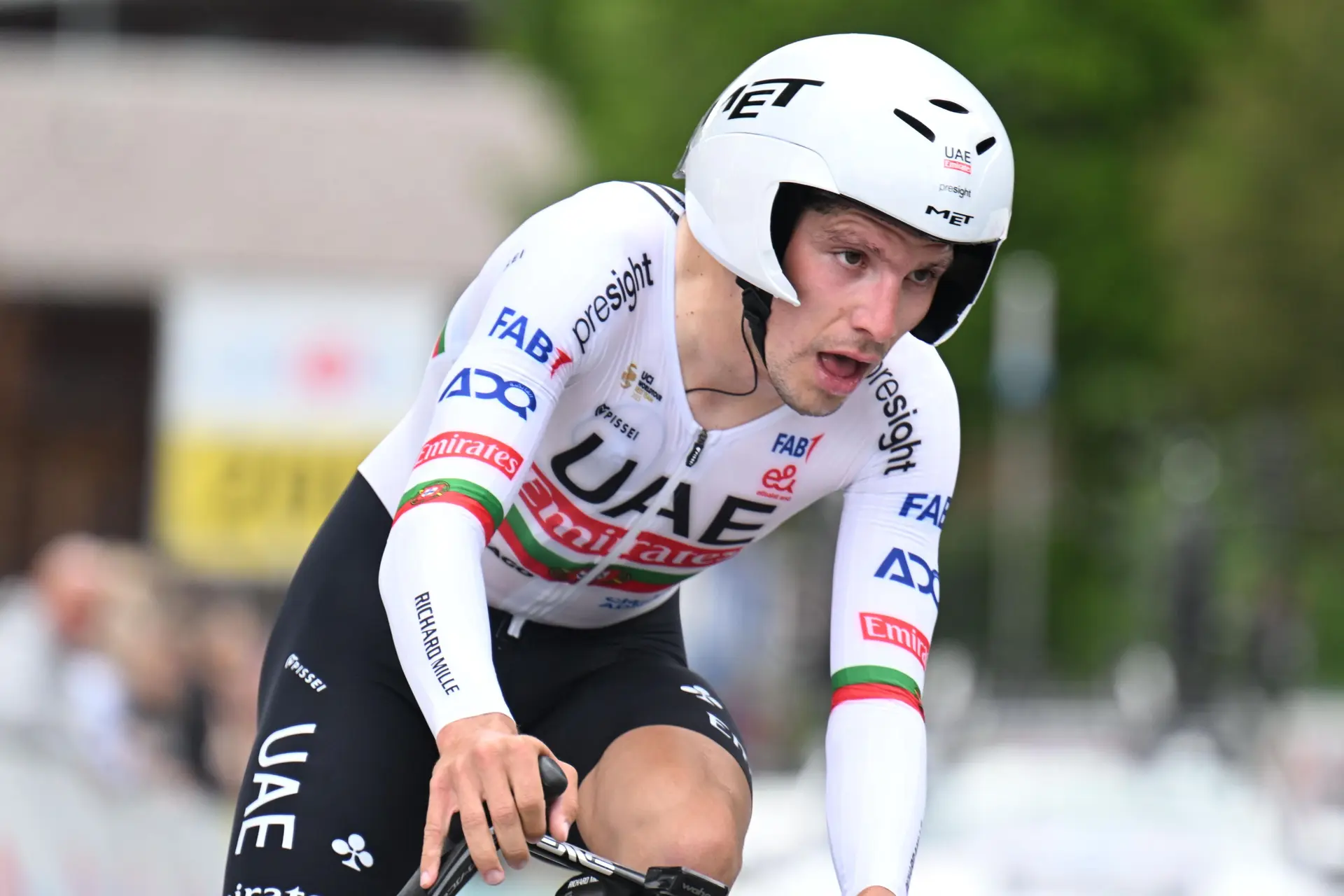 João Almeida believes he could have won Tour de Suisse in a different role: "Would I have won the tour if I had not worked for him? We will never know"