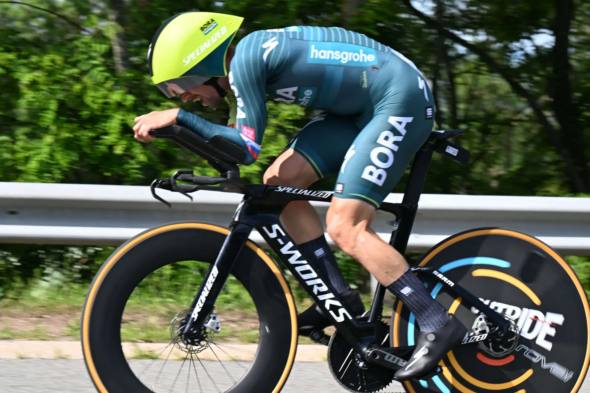 "I stayed on the bike so that's quite the improvement from yesterday" - Primoz Roglic upbeat despite time loss to Evenepoel in Dauphine time-trial