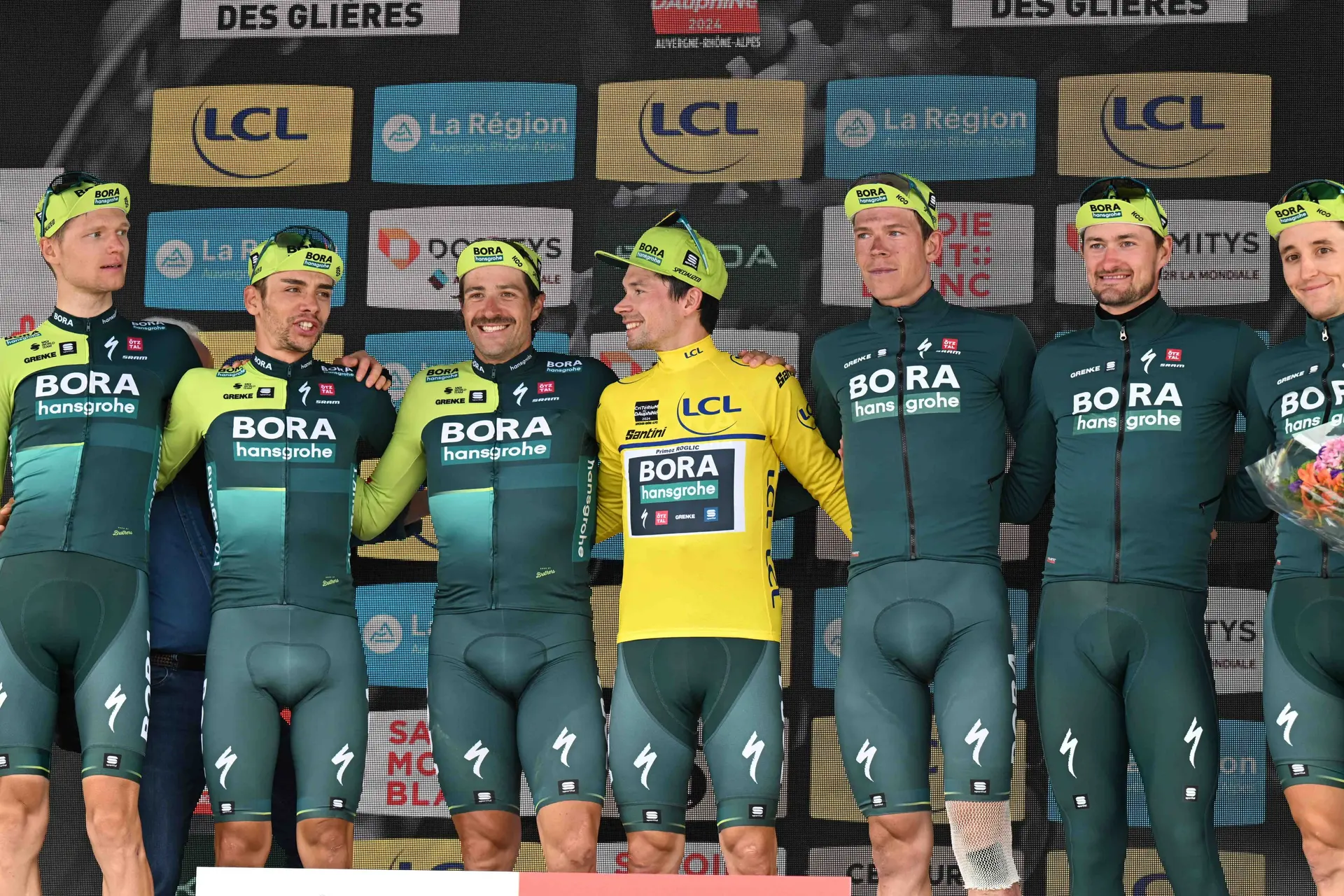 Bob Jungels describes racing alongside Primoz Roglic: "It is a privilege to work for him. A great honor"