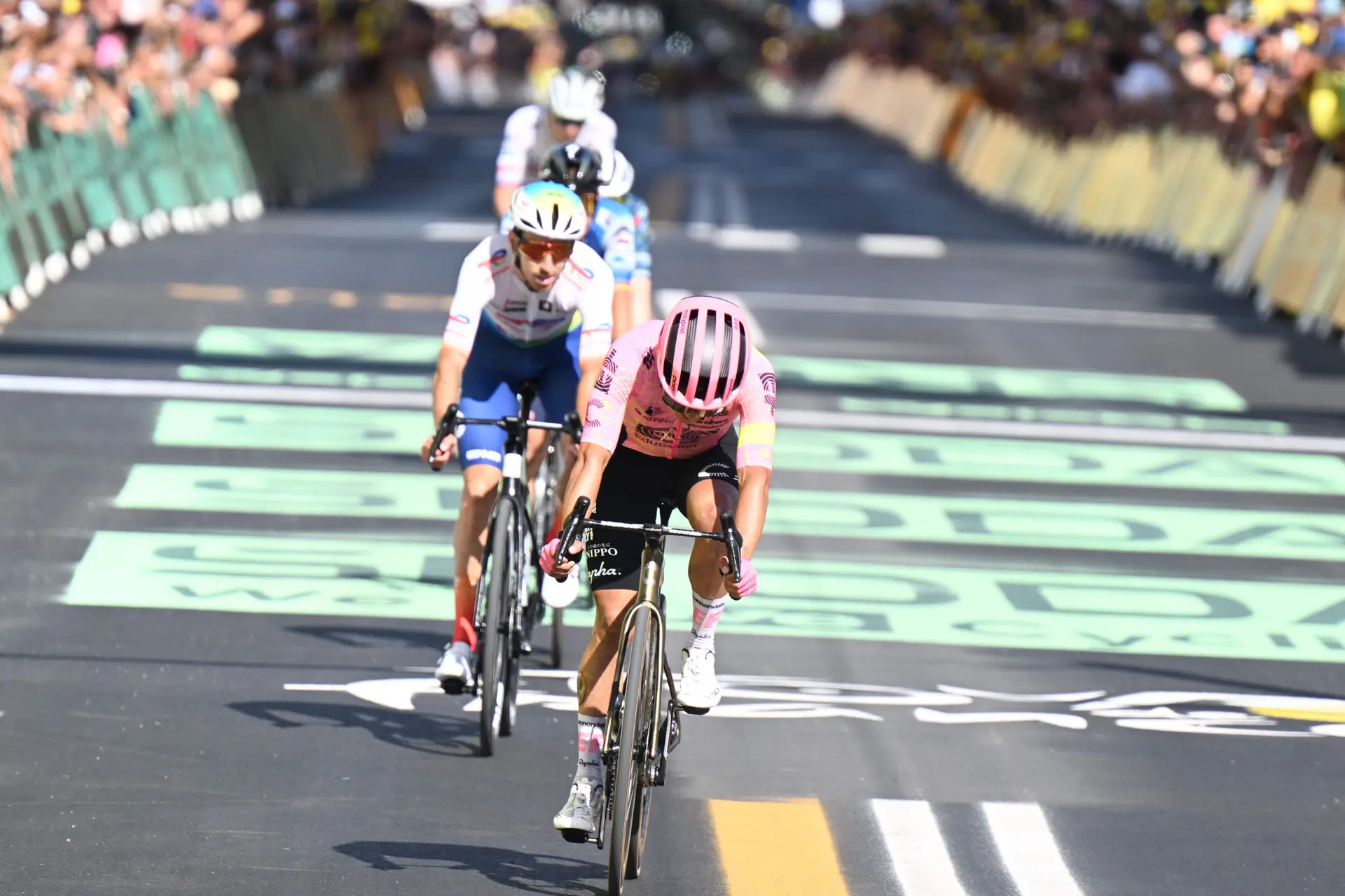 "I feel very good" - Richard Carapaz matches Pogacar, Vingegaard & Evenepoel on first GC test of 2024 Tour de France