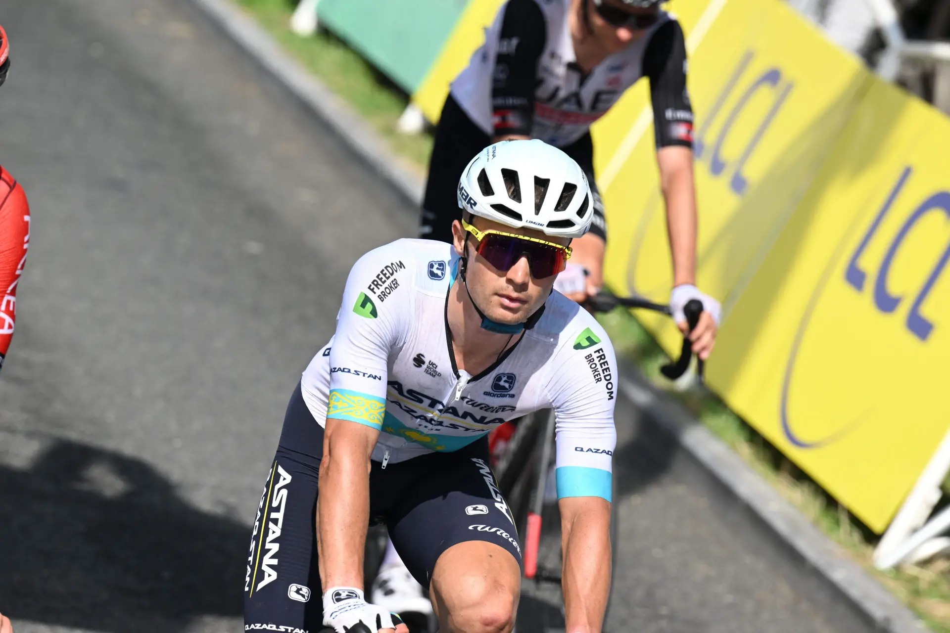 Mercado do ciclismo: Alexey Lutsenko troca a Astana pela Israel