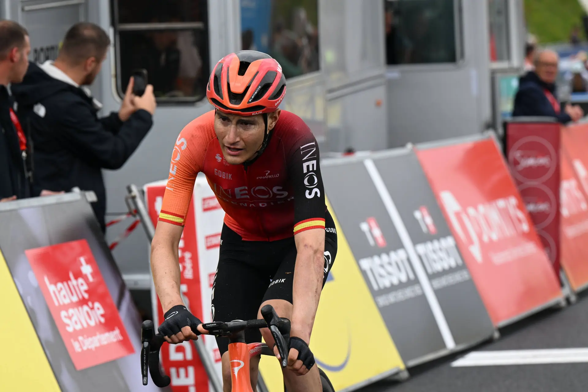 Carlos Rodriguez continua em queda na terceira semana do Tour, mas... "Que ninguém duvide que vou continuar a tentar e a dar tudo por tudo"